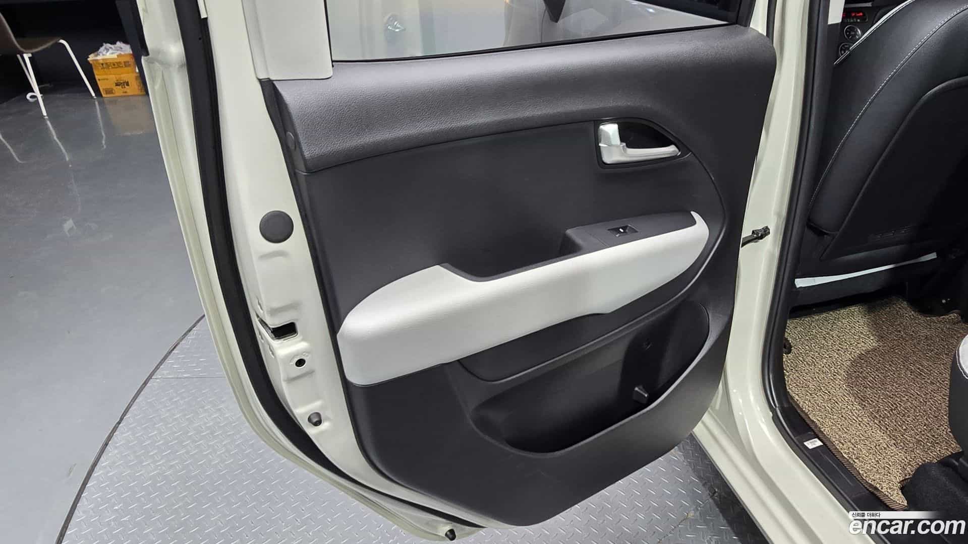 RAY Kia 2024.6-INNER-035