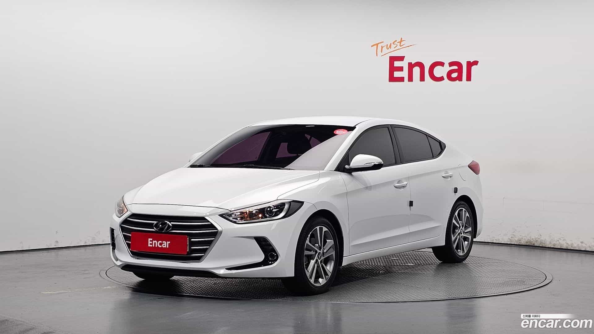 AVANTE Hyundai 2018.7-OUTER-001