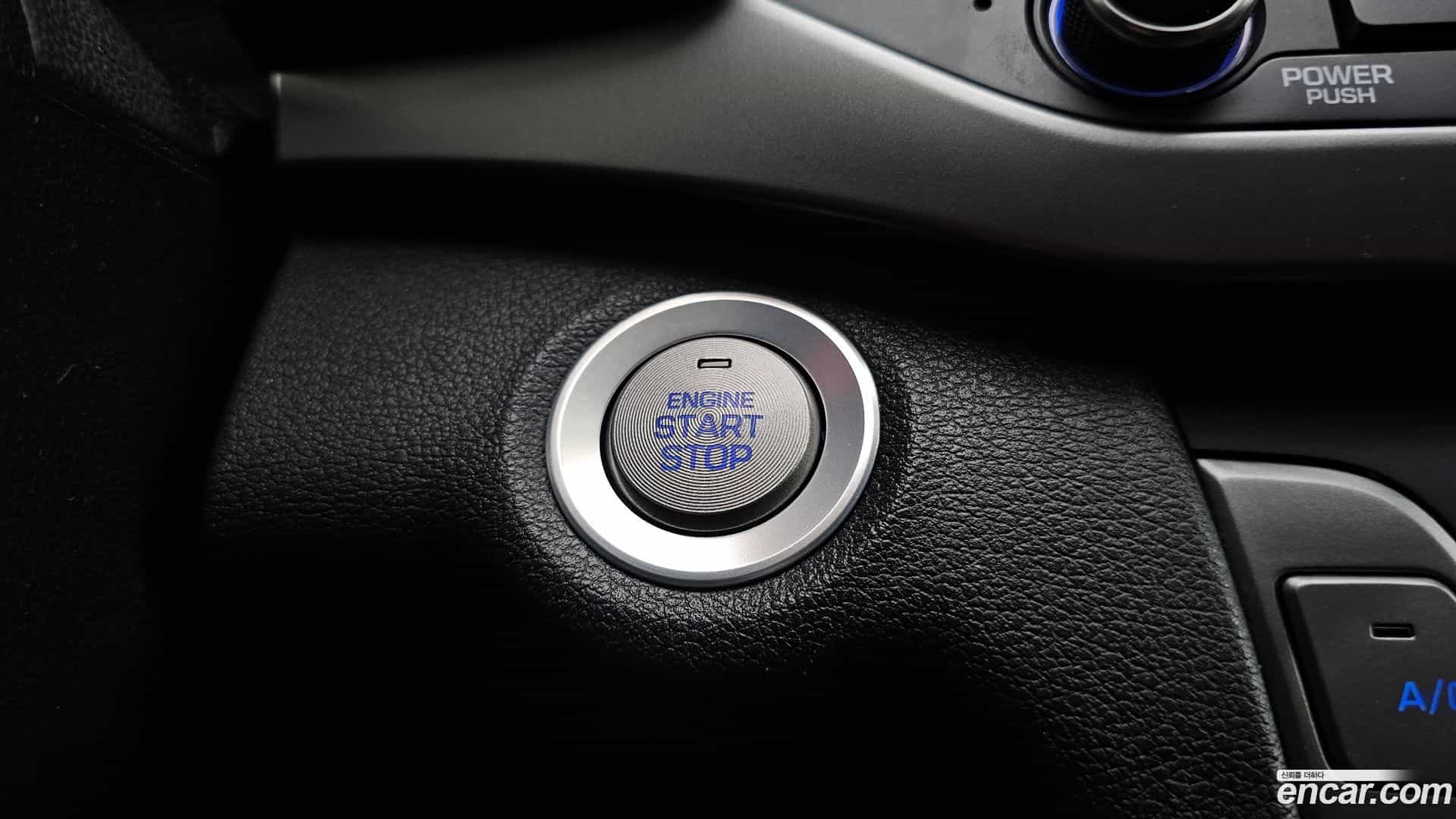 AVANTE Hyundai 2018.7-OPTION-041