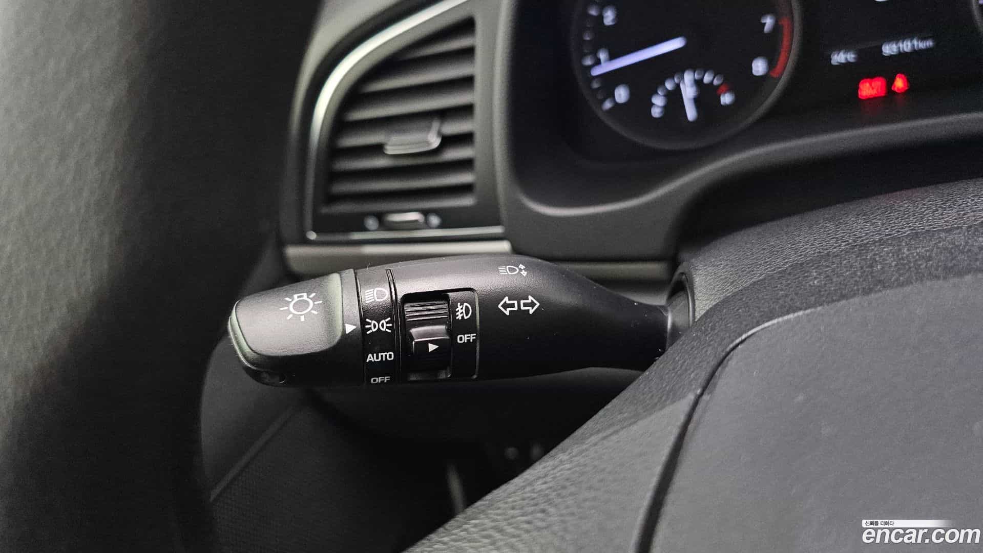 AVANTE Hyundai 2018.7-OPTION-042