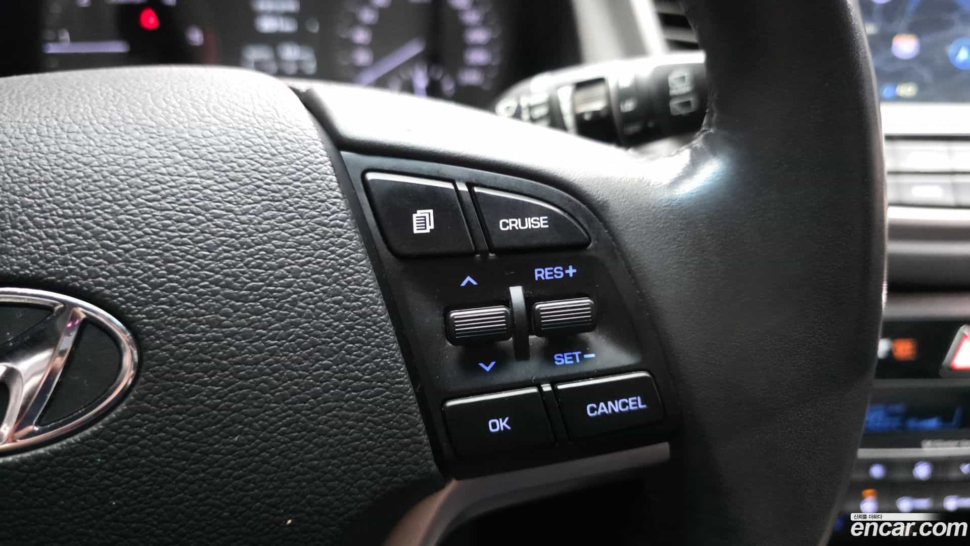 Tucson Hyundai 2016.3-OPTION-021