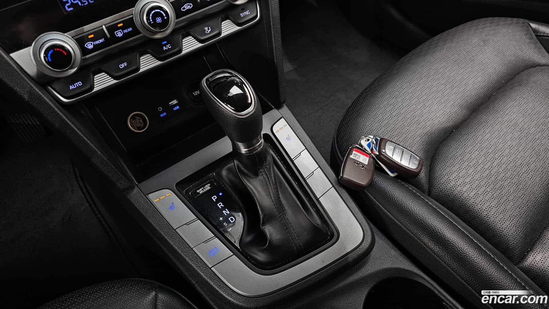 AVANTE Hyundai 2019.0-INNER-009