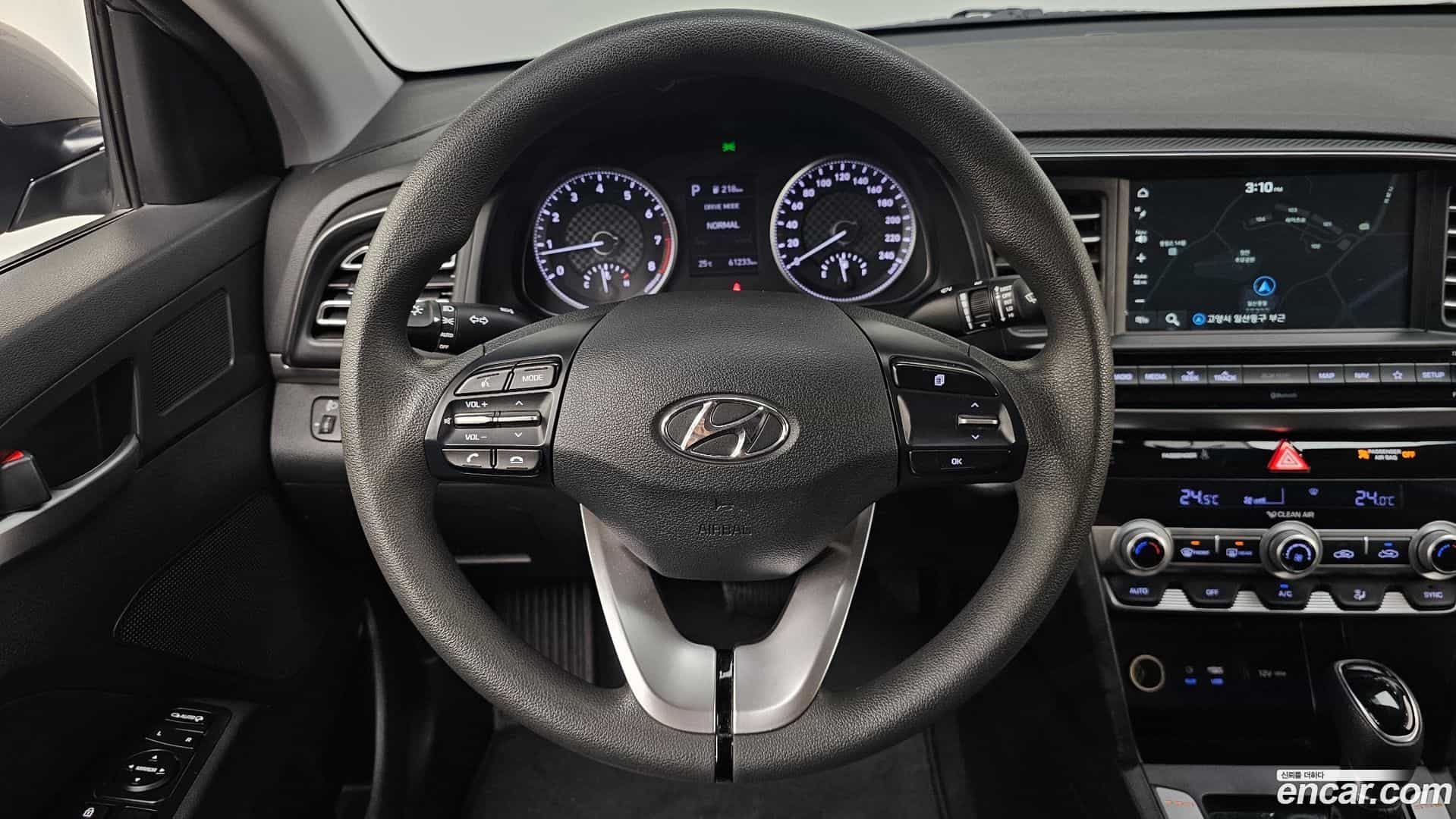 AVANTE Hyundai 2019.0-OPTION-018