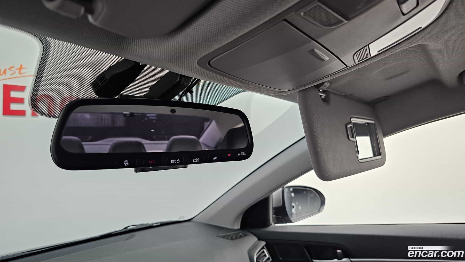 AVANTE Hyundai 2019.0-OPTION-021