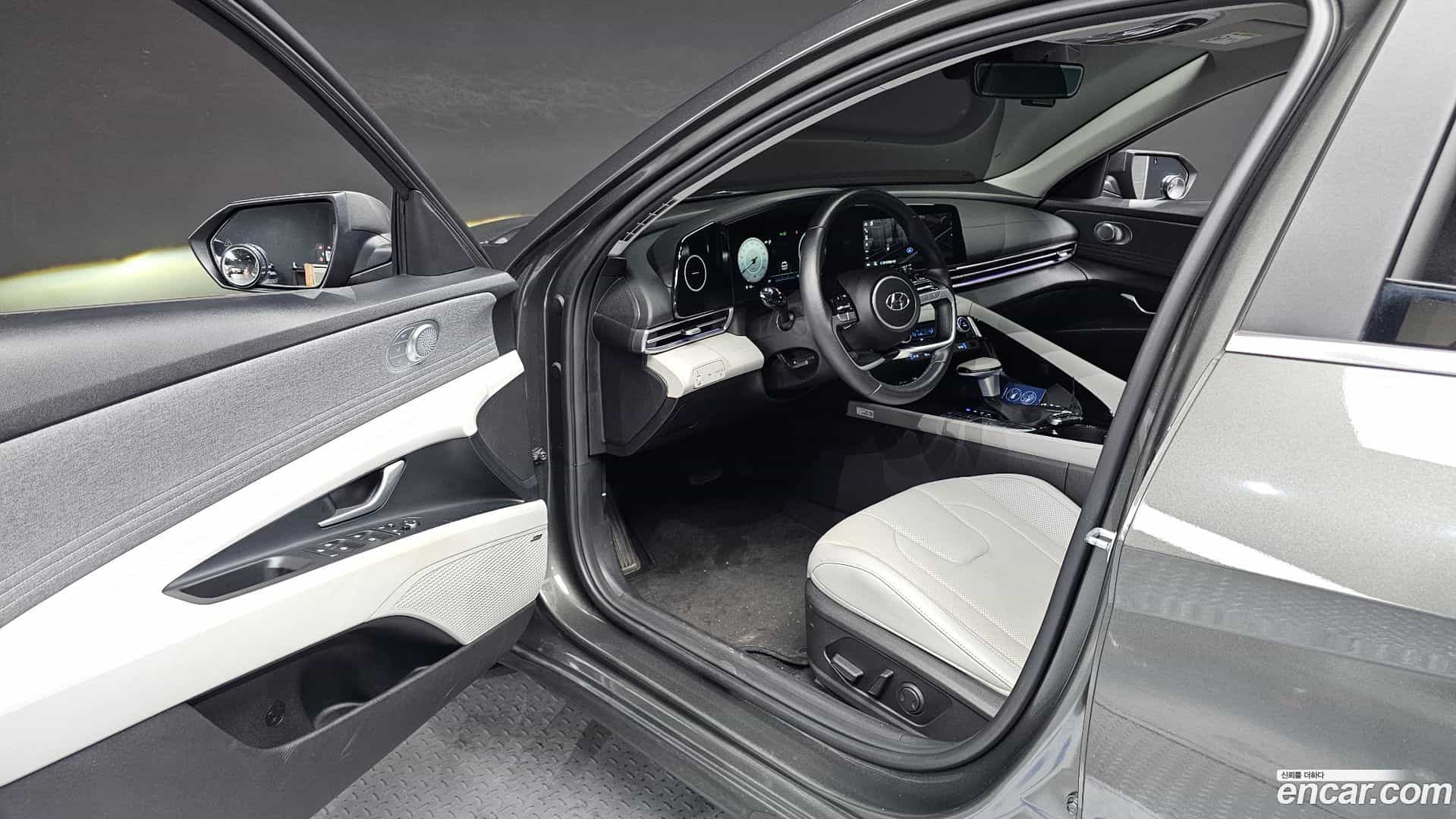 AVANTE Hyundai 2023.2-INNER-010