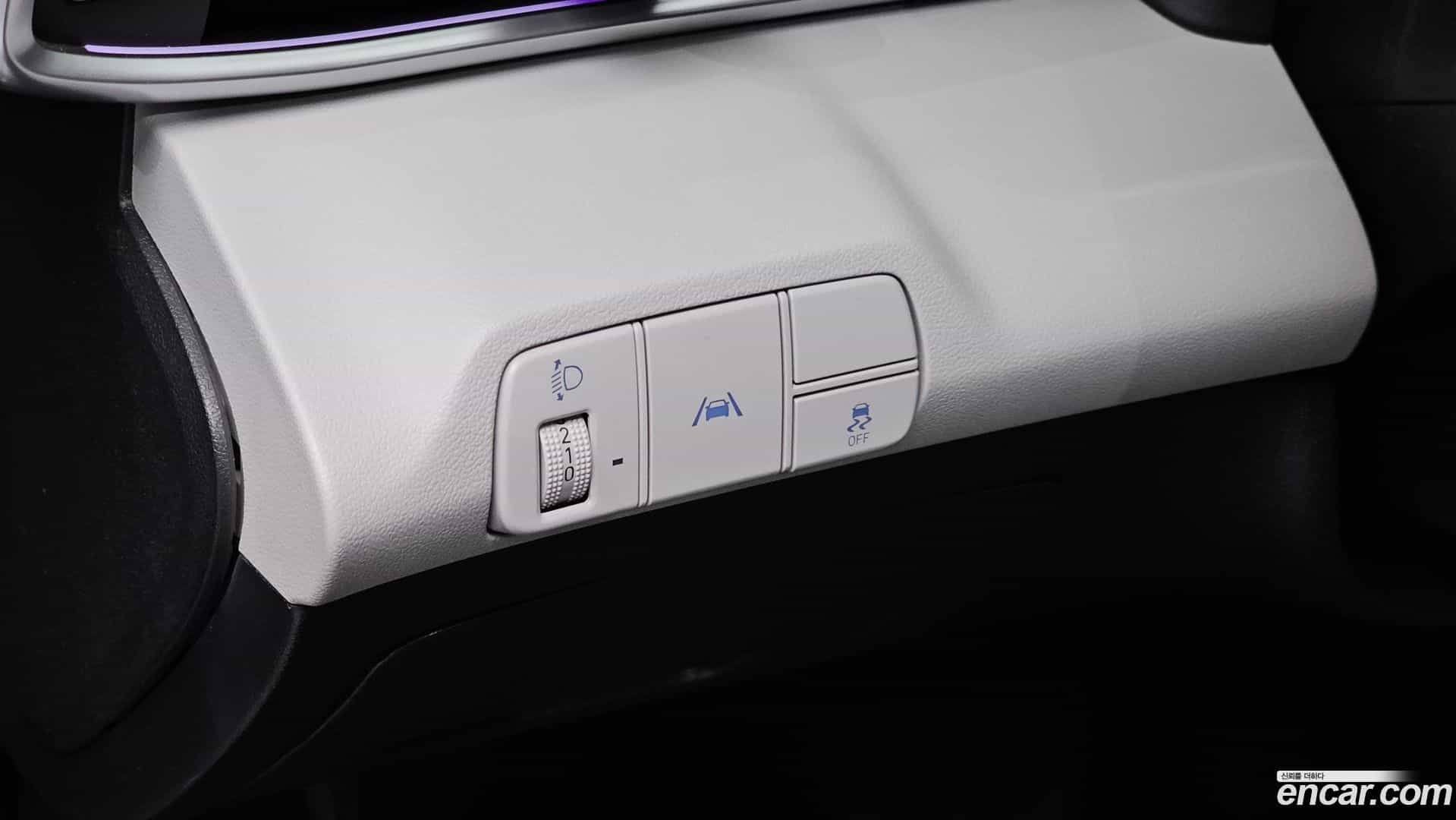 AVANTE Hyundai 2023.2-OPTION-020