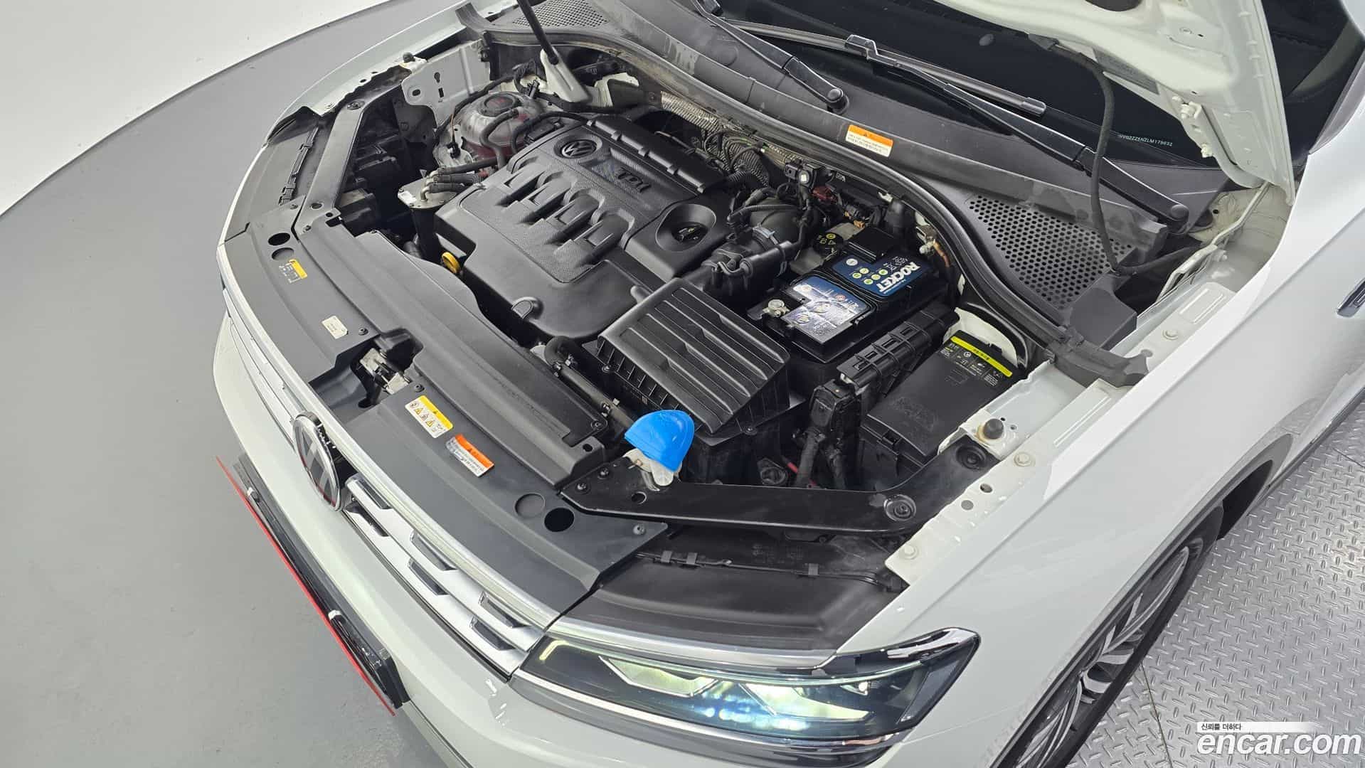 Tiguan Volkswagen 2020.11-OUTER-006