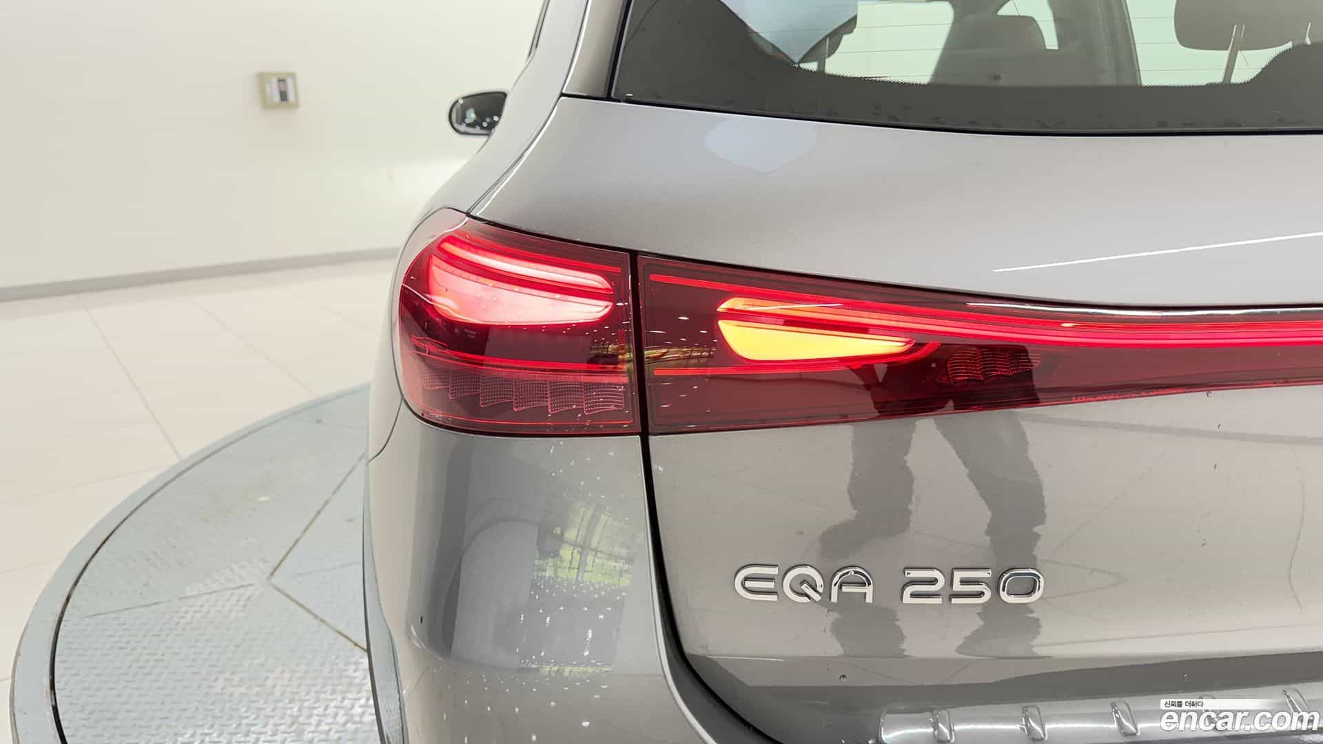 EQA Mercedes-Benz 2025.5-OPTION-015