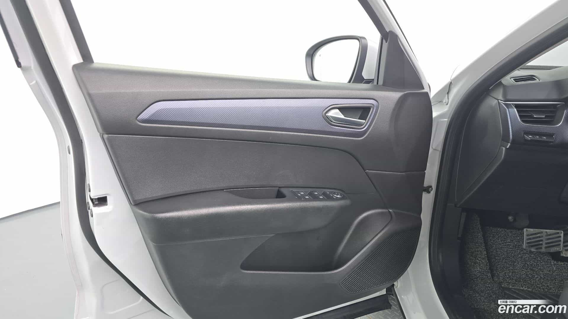 XM3 Renault Korea 2020.4-INNER-034
