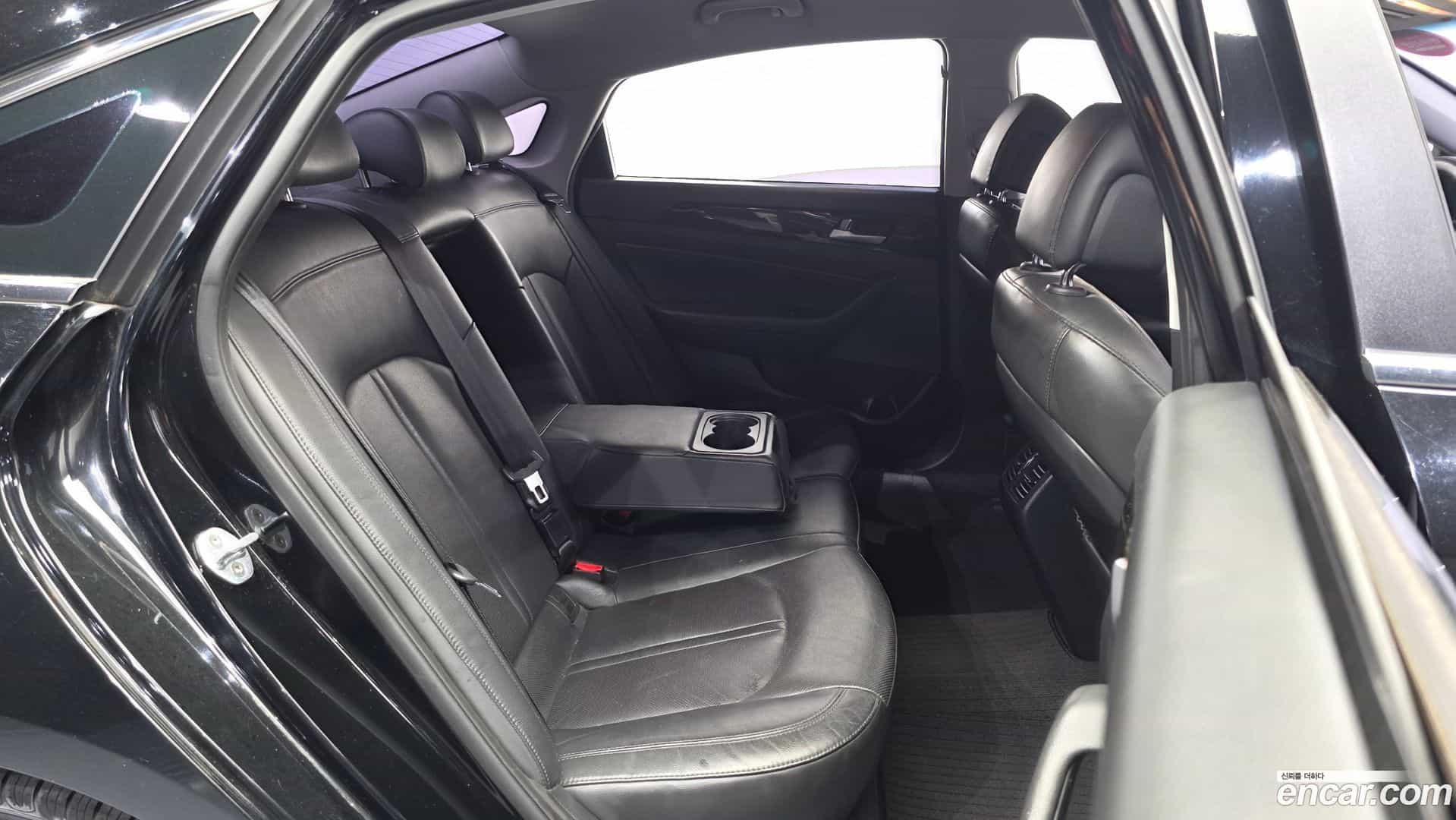 Sonata Hyundai 2016.6-OPTION-015