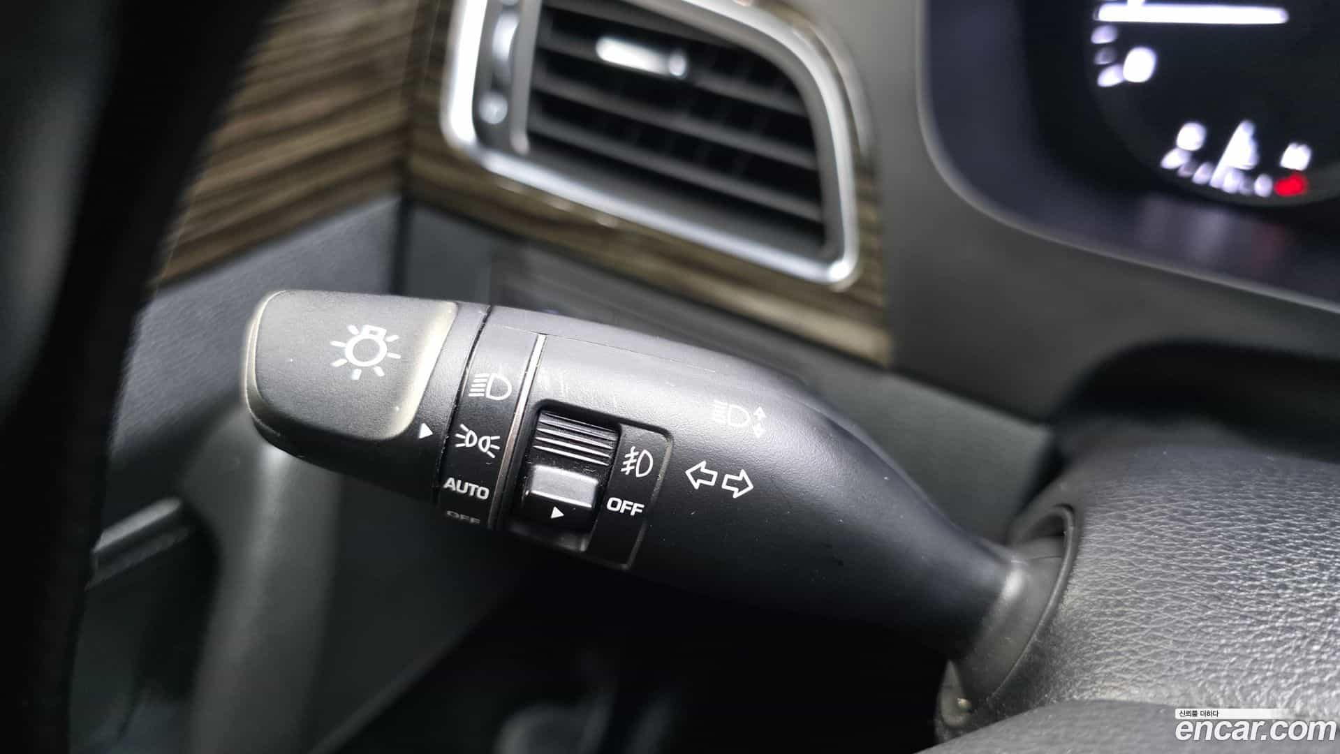 Sonata Hyundai 2016.6-OPTION-024