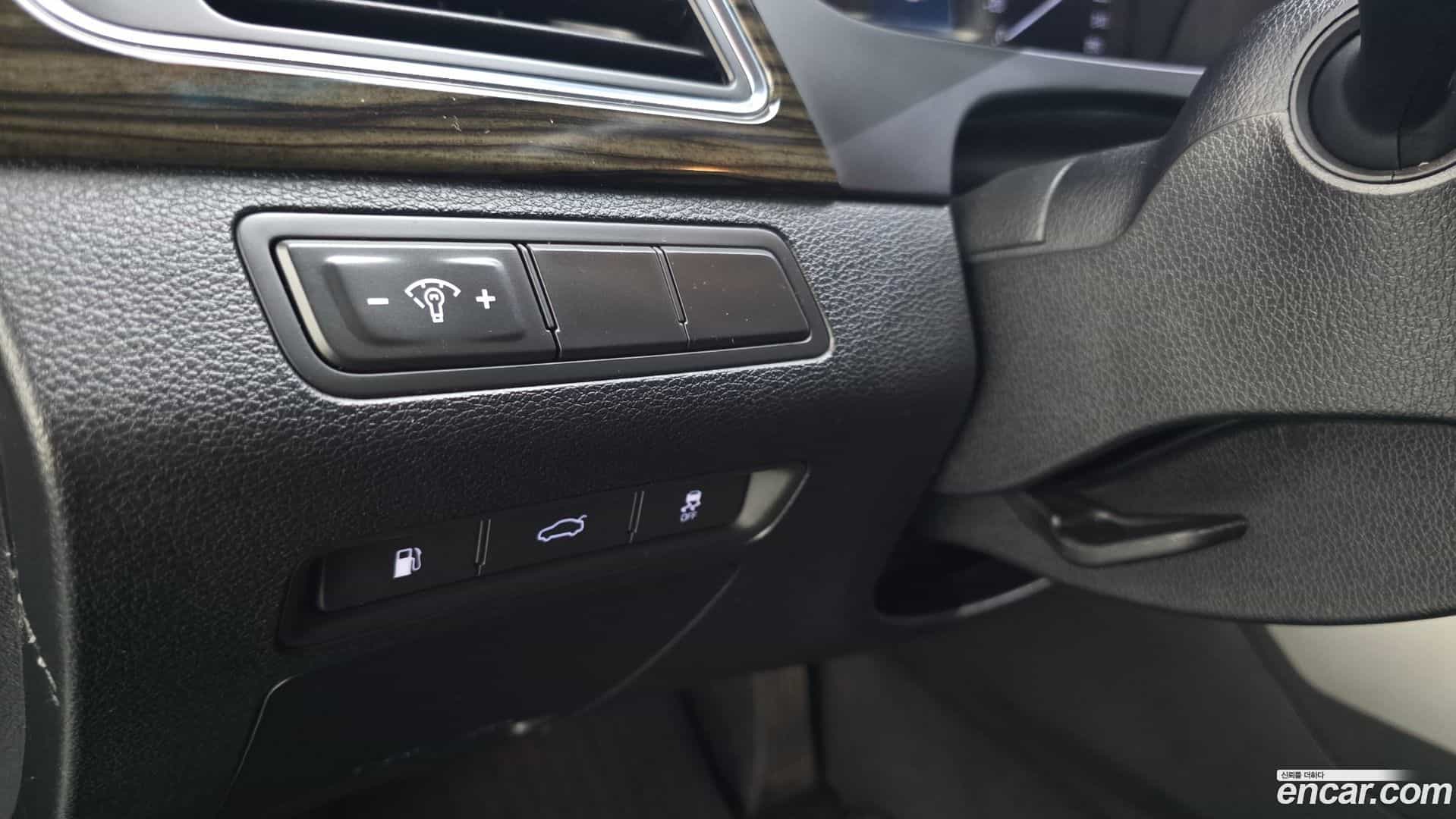 Sonata Hyundai 2016.6-OPTION-040