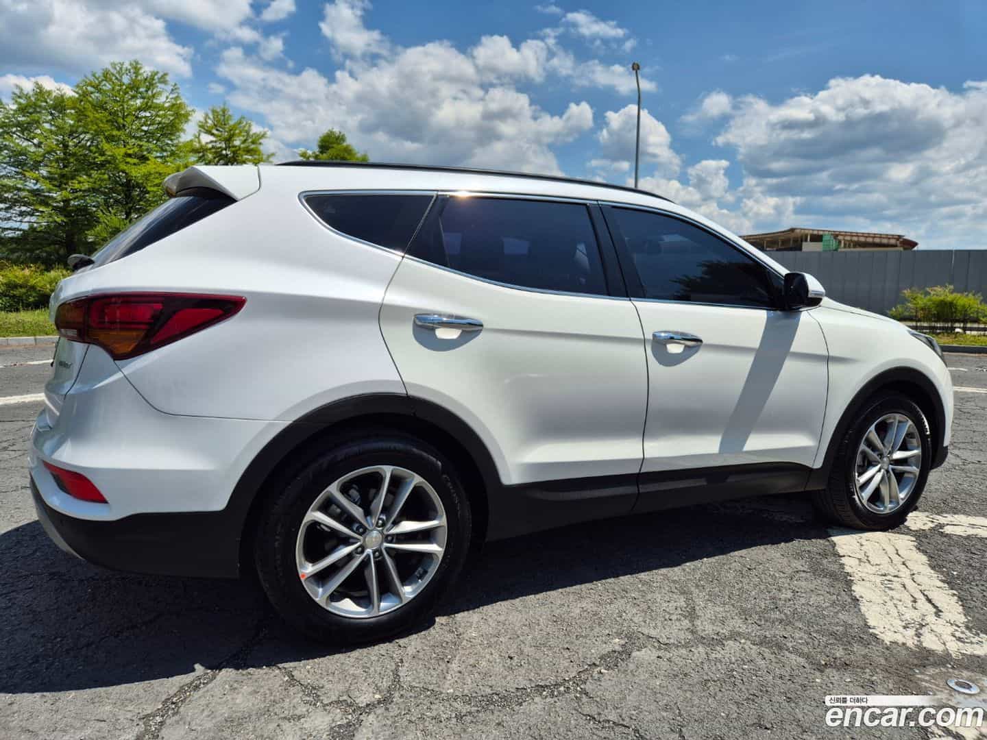 Santafe Hyundai 2016.9-OUTER-005