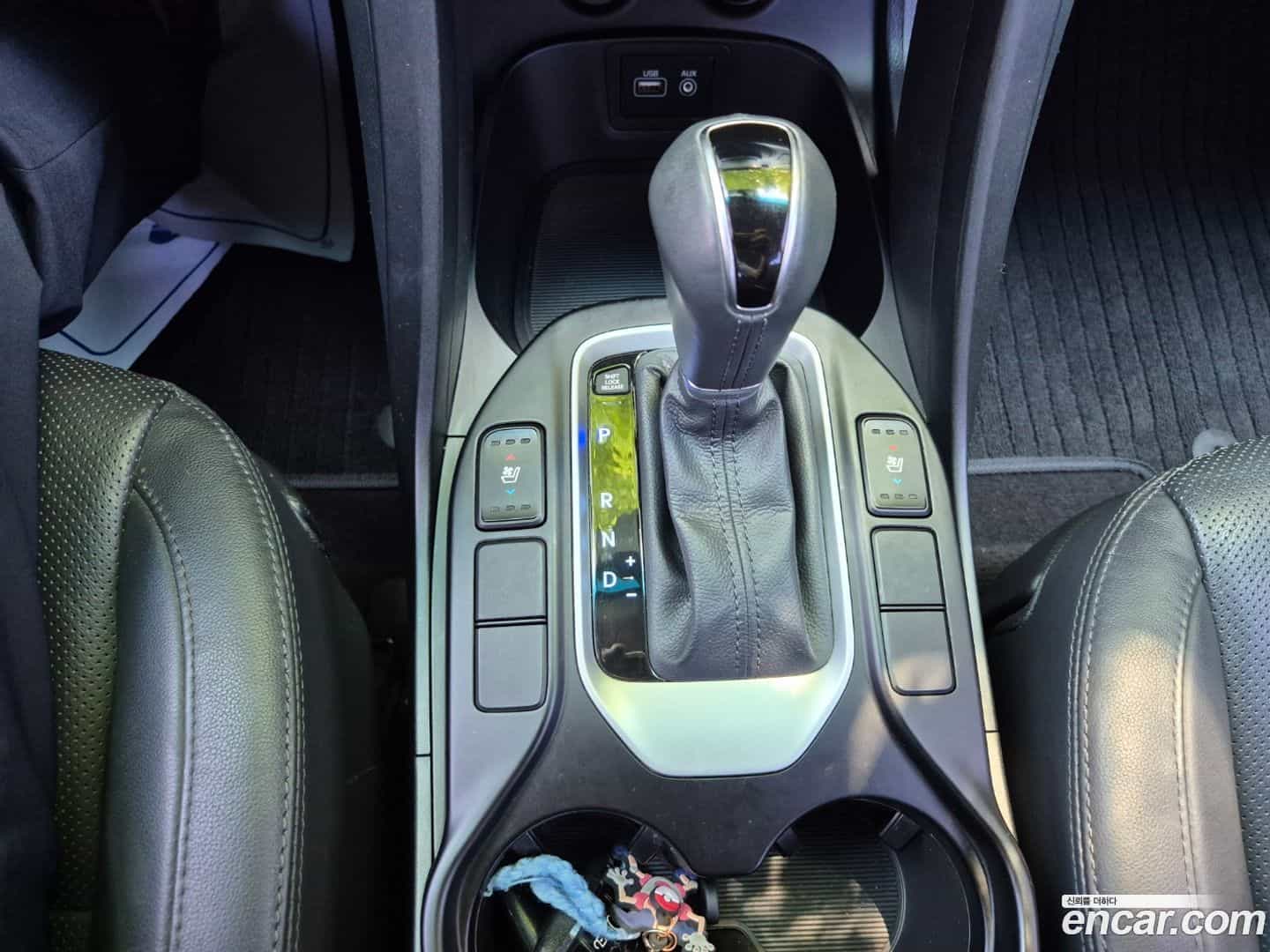 Santafe Hyundai 2016.9-INNER-010