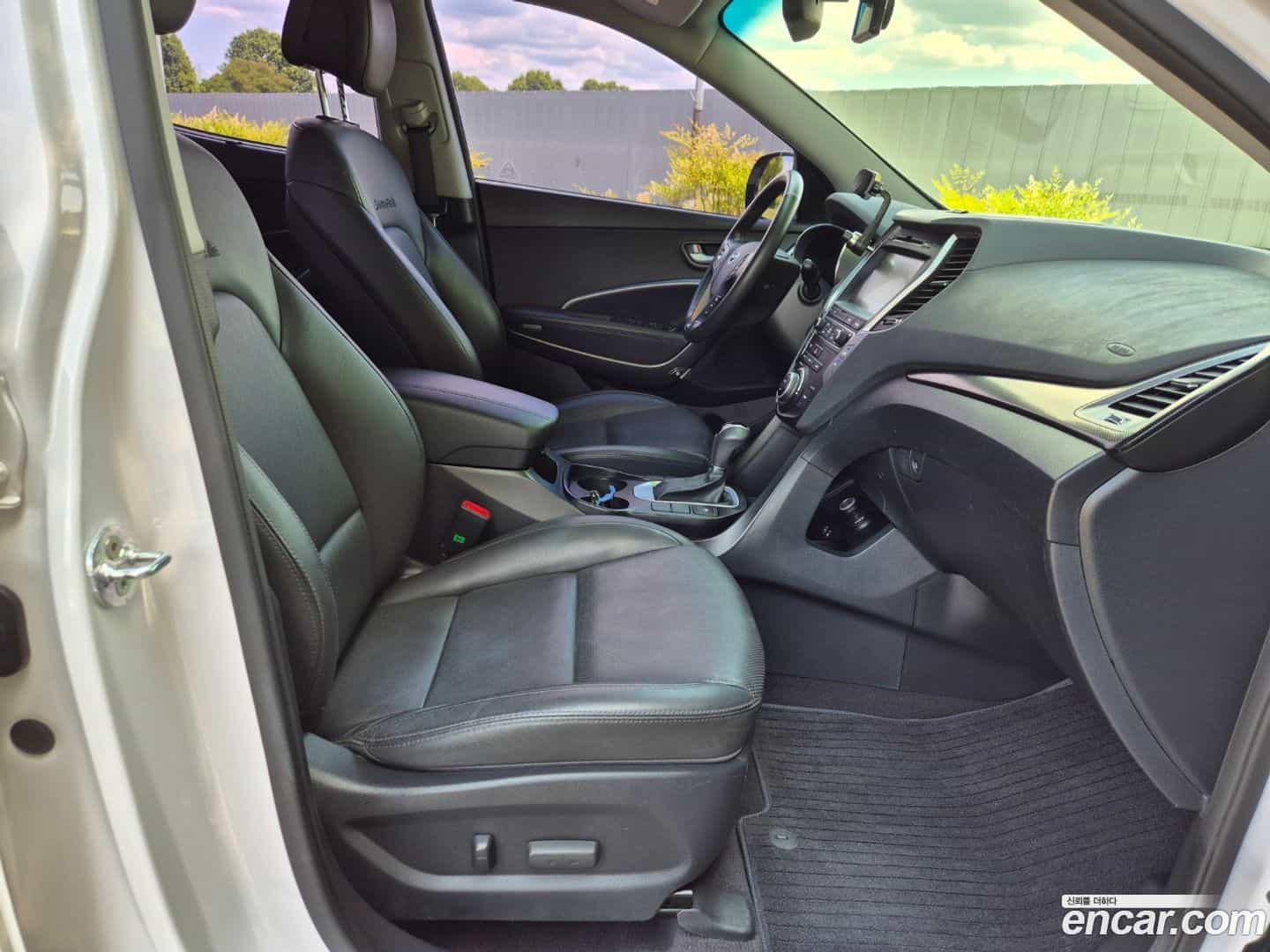 Santafe Hyundai 2016.9-OPTION-023