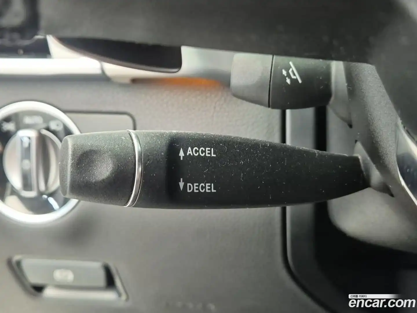 GLE-Class Mercedes-Benz 2016.10-OPTION-020