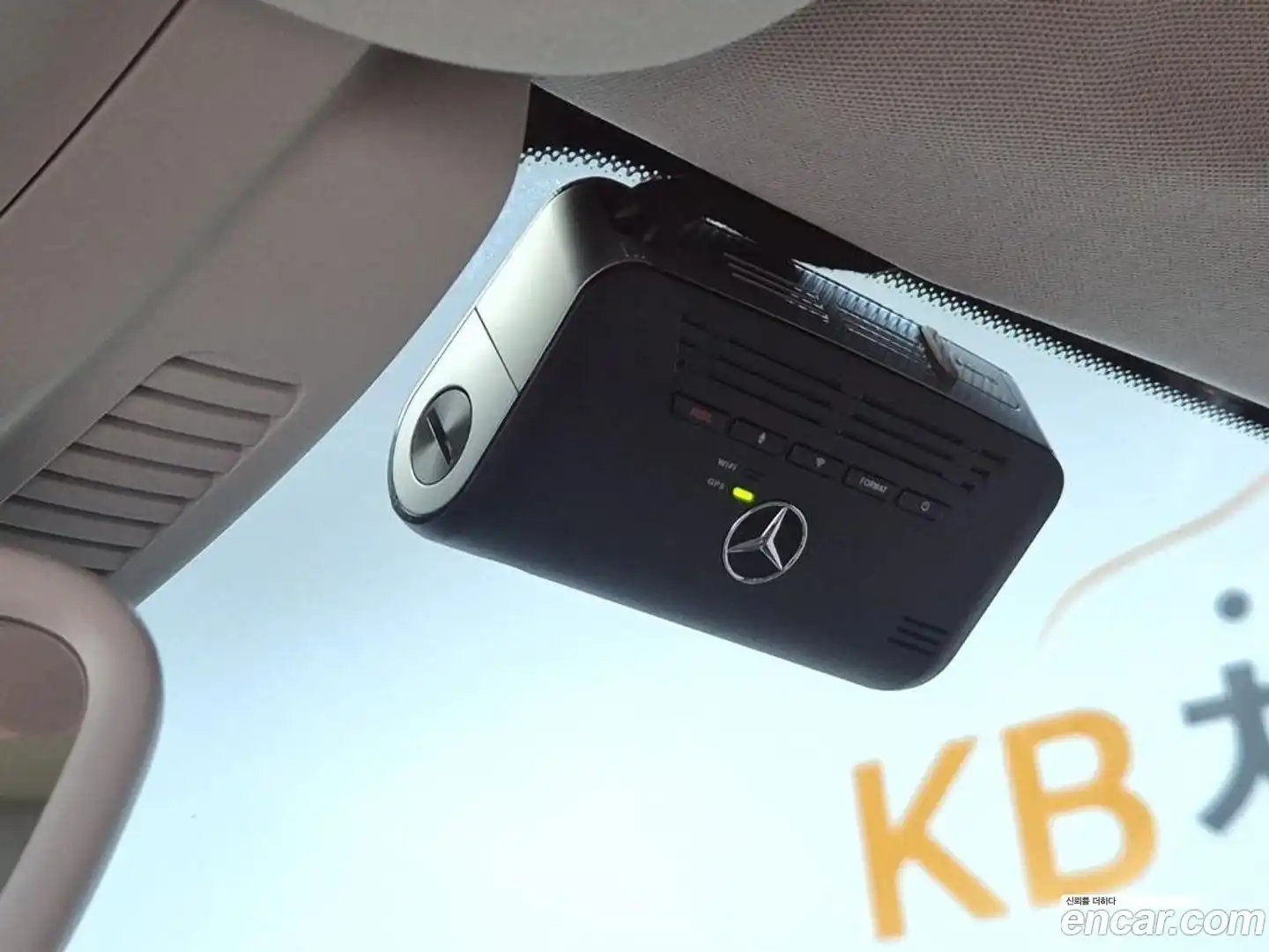 GLE-Class Mercedes-Benz 2016.10-OPTION-021
