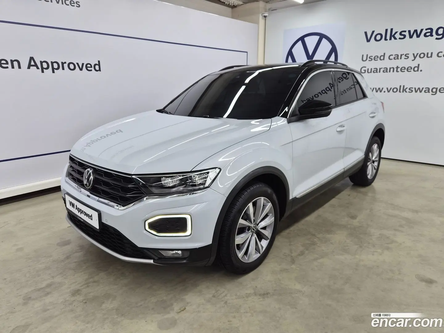 Main__Slider__Photo:T-Roc Volkswagen 2021.10-0