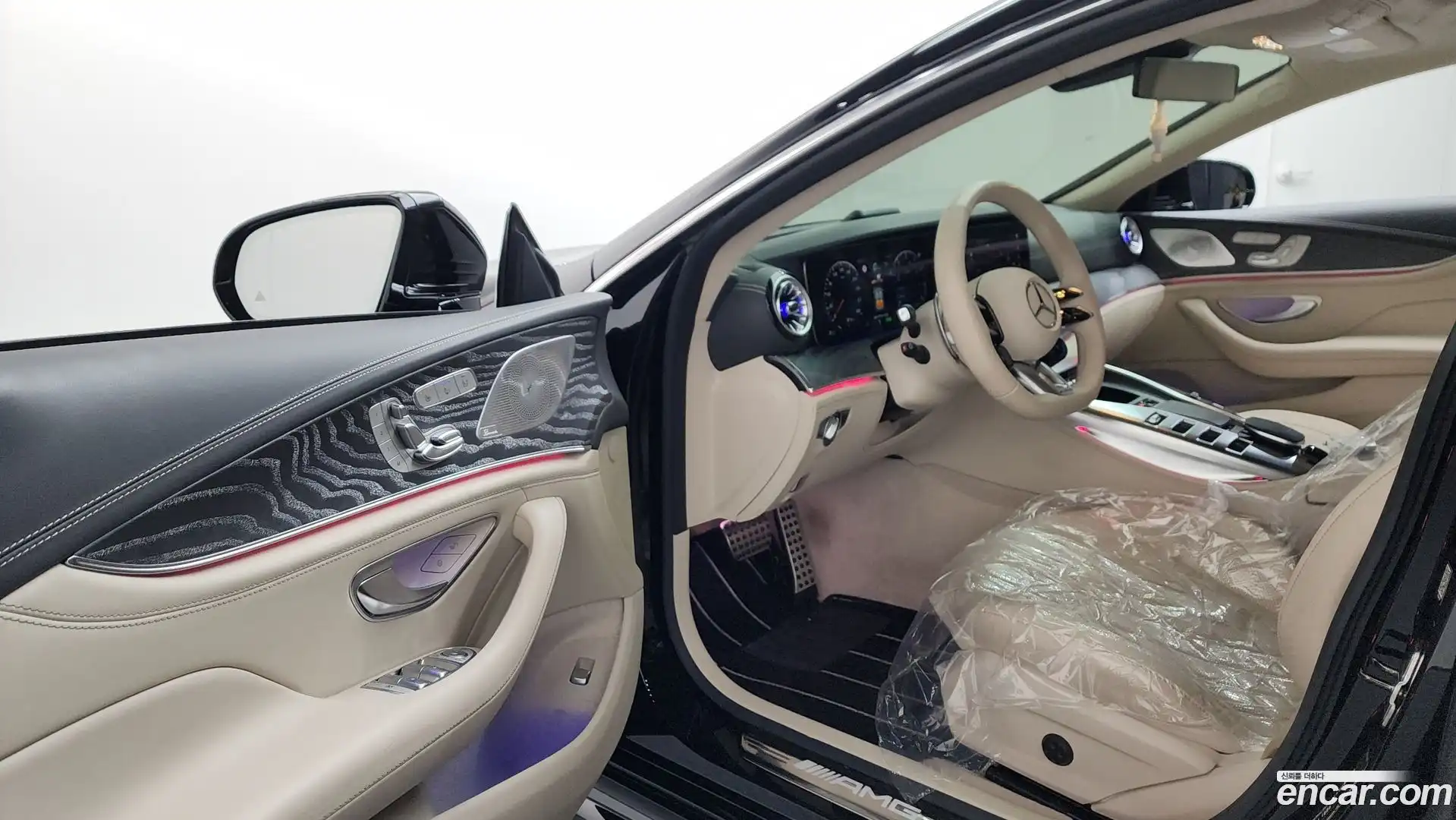 AMG GT Mercedes-Benz 2023.4-INNER-010