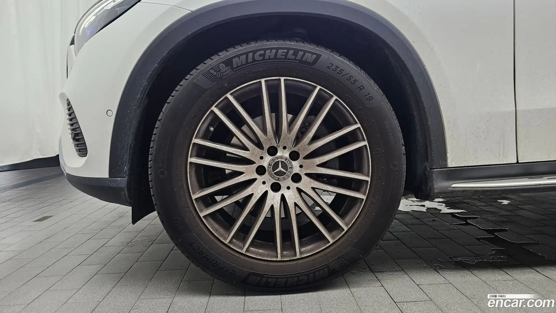 GLC-Class Mercedes-Benz 2025.4-OUTER-005