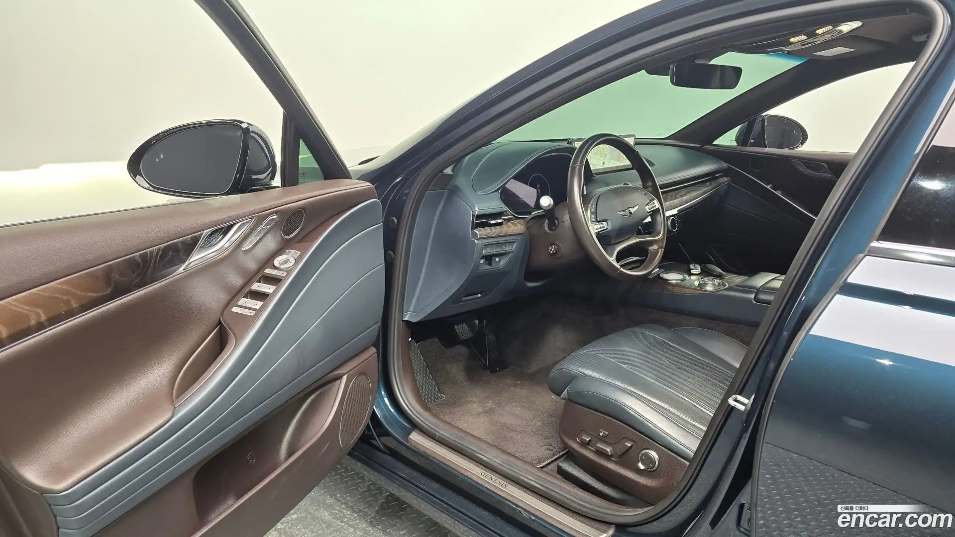 G80 Genesis 2020.6-INNER-010