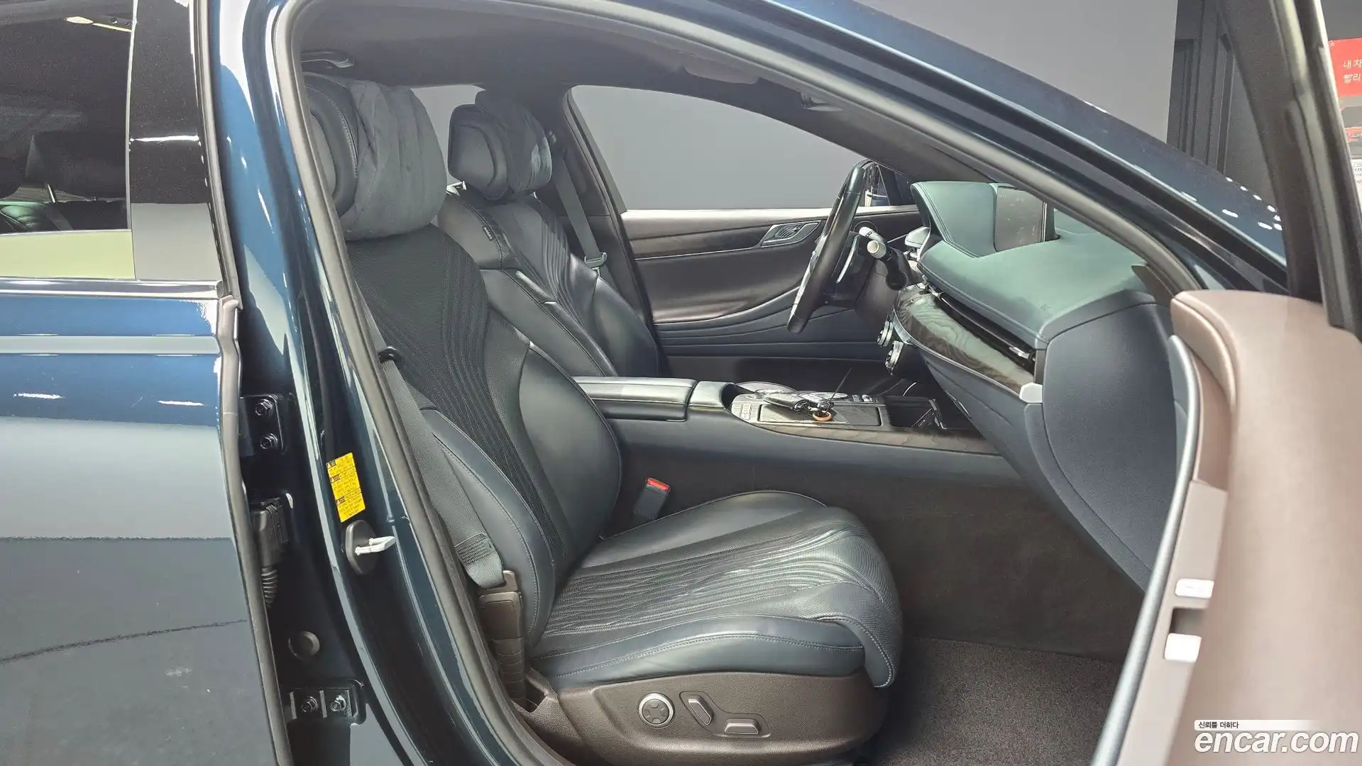G80 Genesis 2020.6-INNER-036
