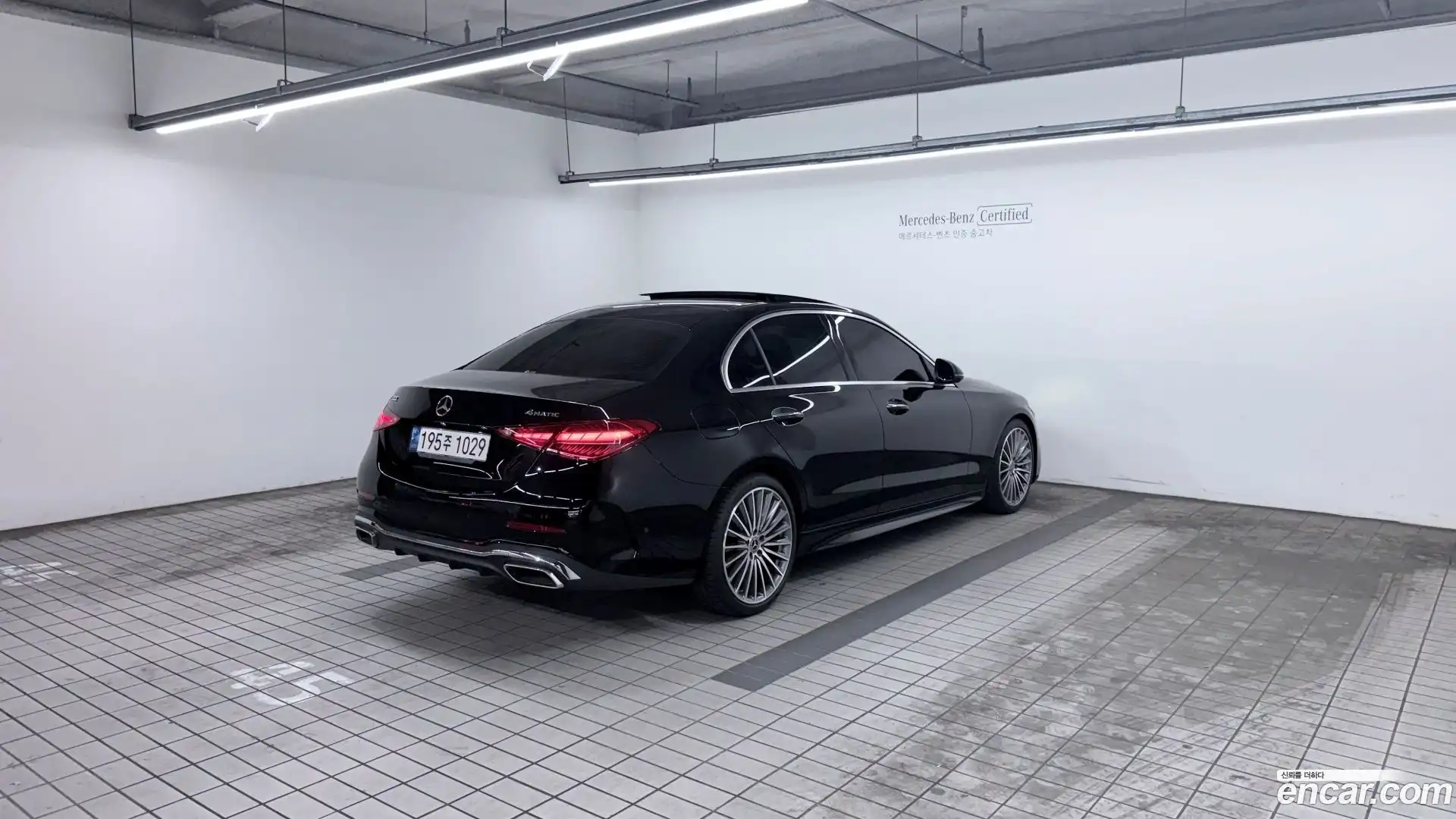 C-Class Mercedes-Benz 2023.4-OUTER-002