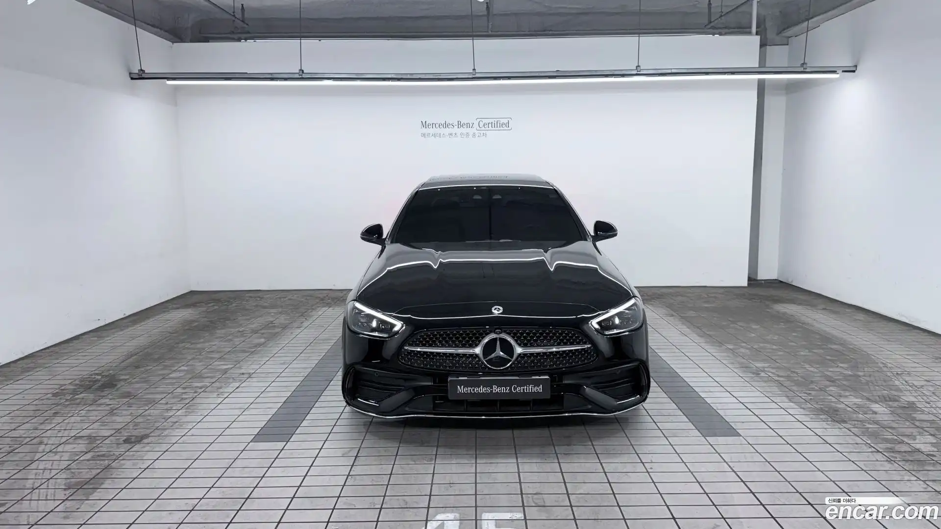 C-Class Mercedes-Benz 2023.4-OUTER-003
