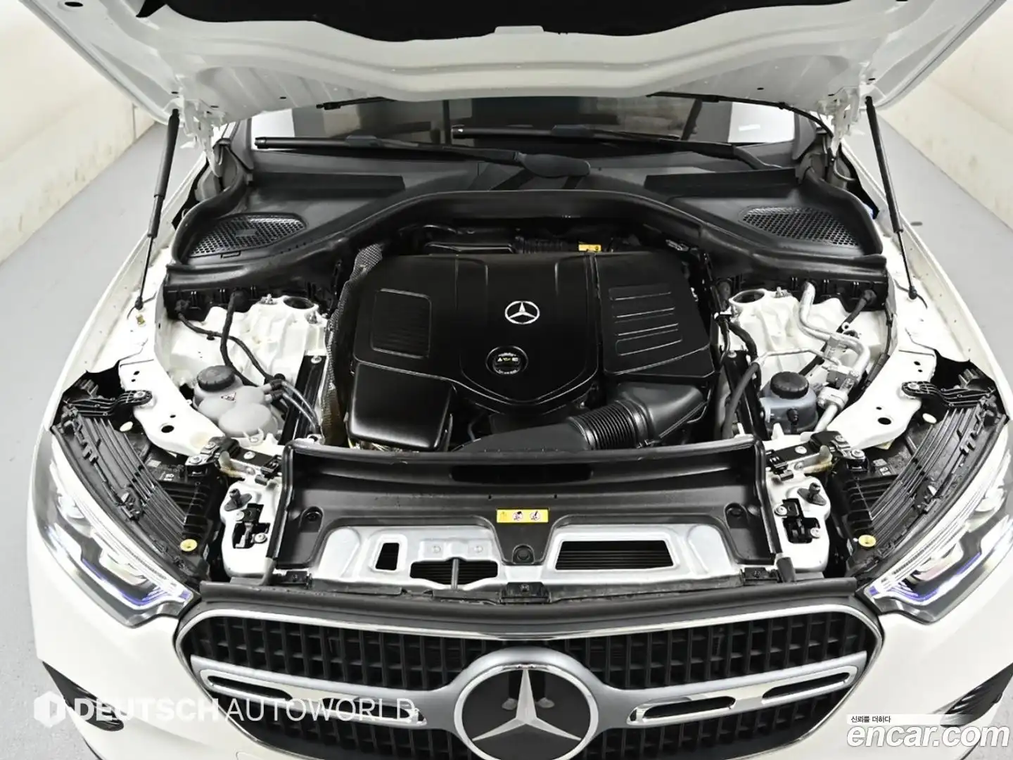 GLC-Class Mercedes-Benz 2024.11-OUTER-006