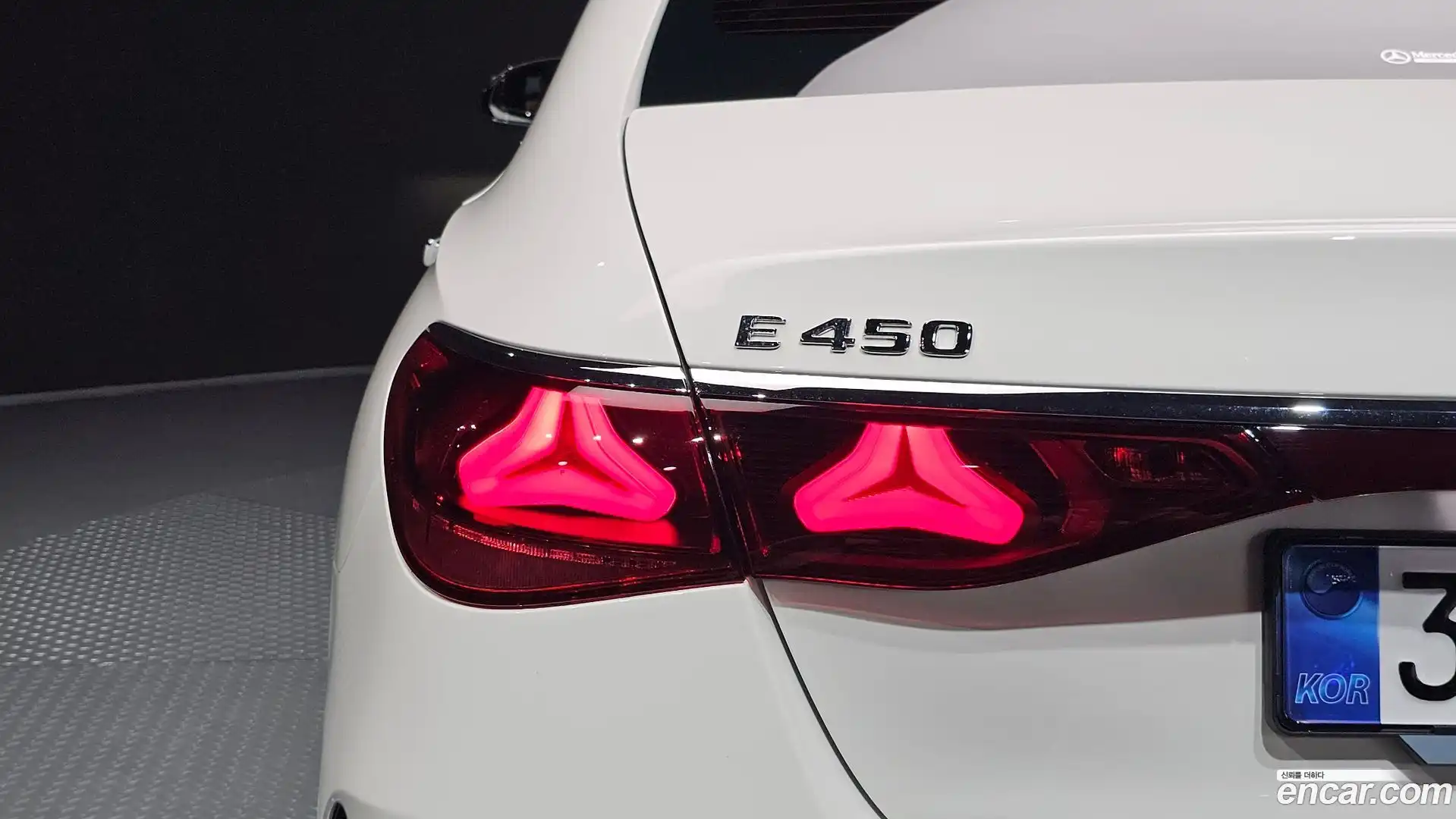 E-Class Mercedes-Benz 2026.1-OUTER-033