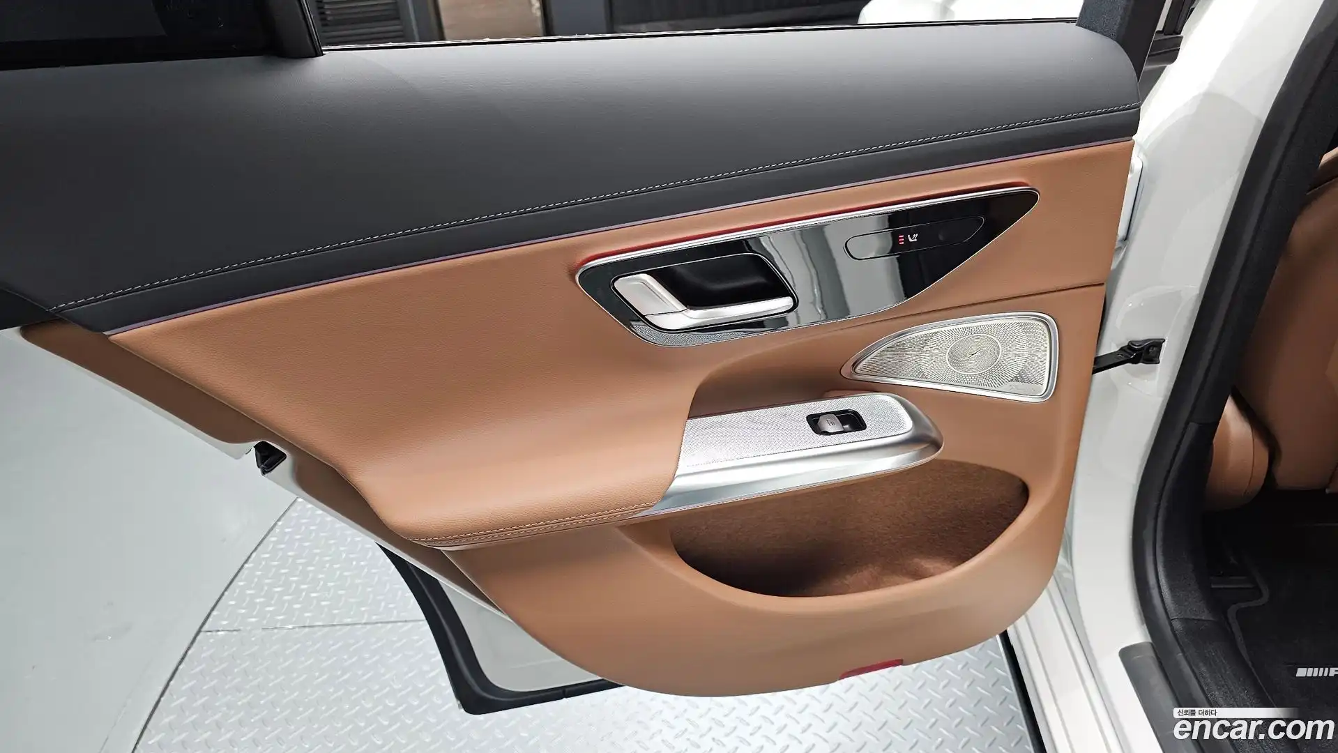 E-Class Mercedes-Benz 2026.1-INNER-035