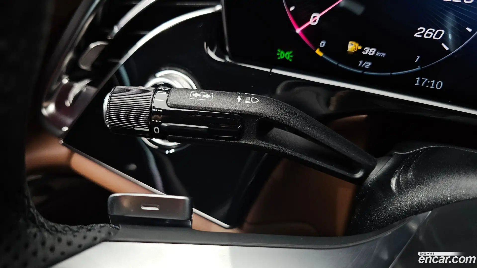 E-Class Mercedes-Benz 2026.1-OPTION-043