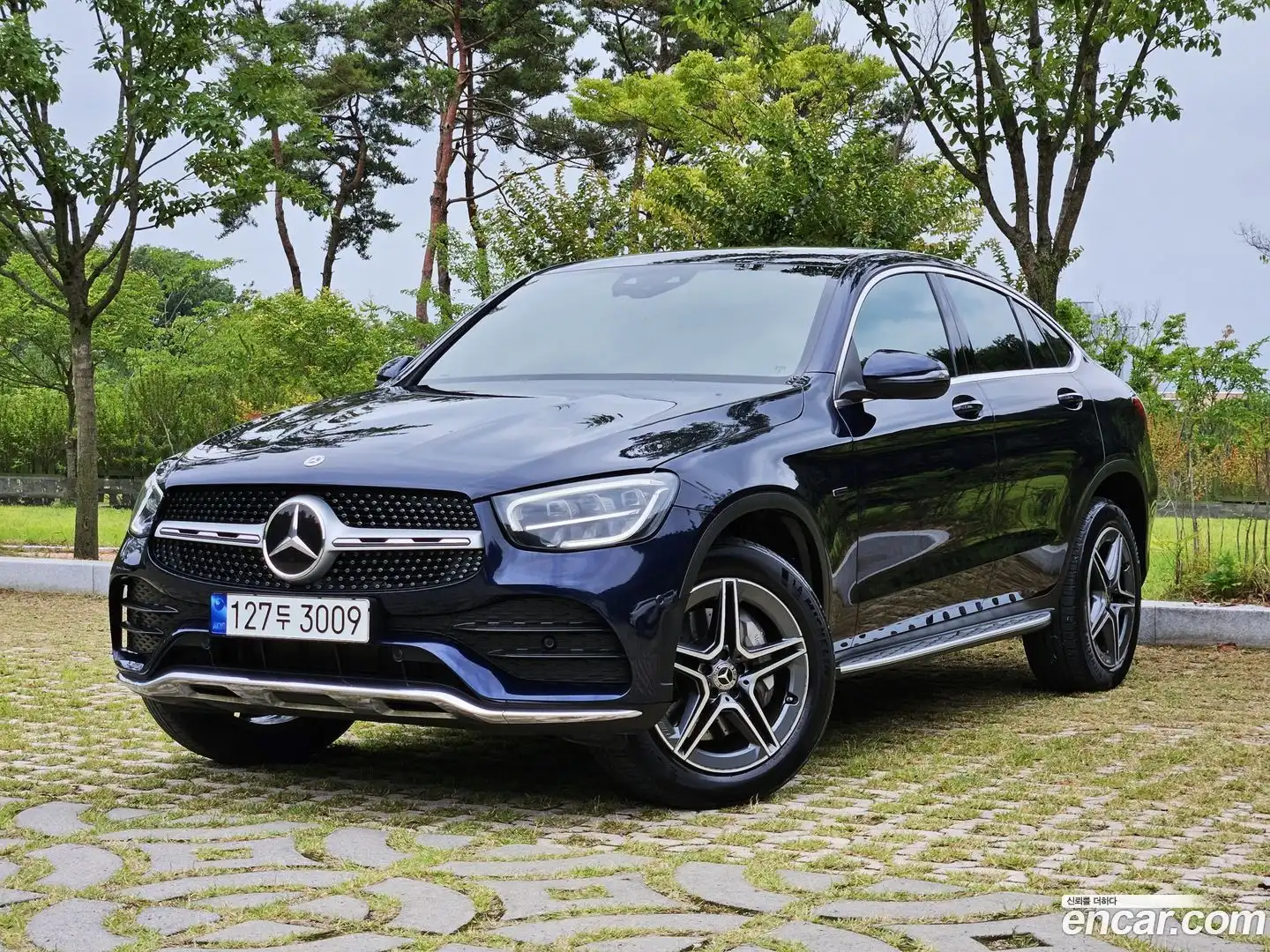 GLC-Class Mercedes-Benz 2020.11-OUTER-001
