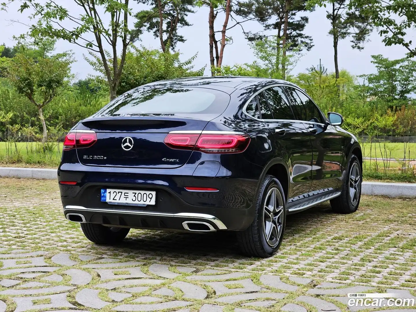 GLC-Class Mercedes-Benz 2020.11-OUTER-002