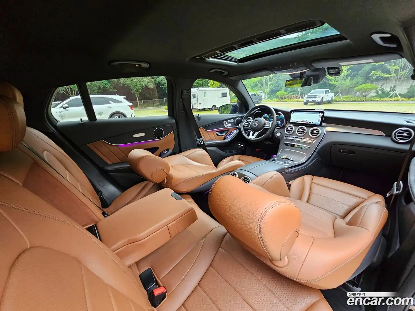 GLC-Class Mercedes-Benz 2020.11-OPTION-015
