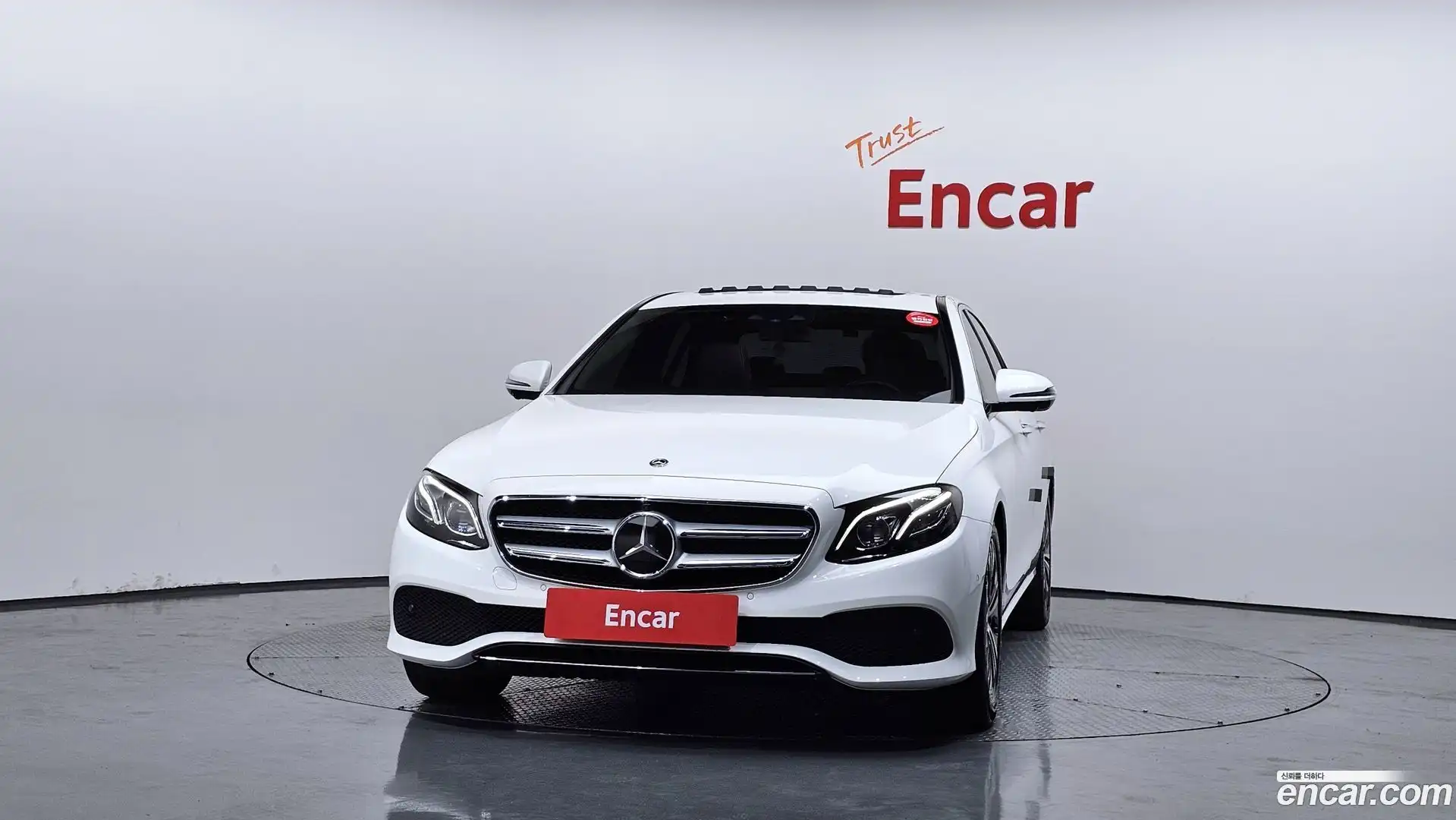 E-Class Mercedes-Benz 2020.7-OUTER-003