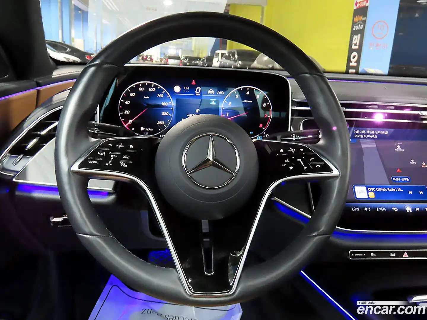 E-Class Mercedes-Benz 2025.2-INNER-008