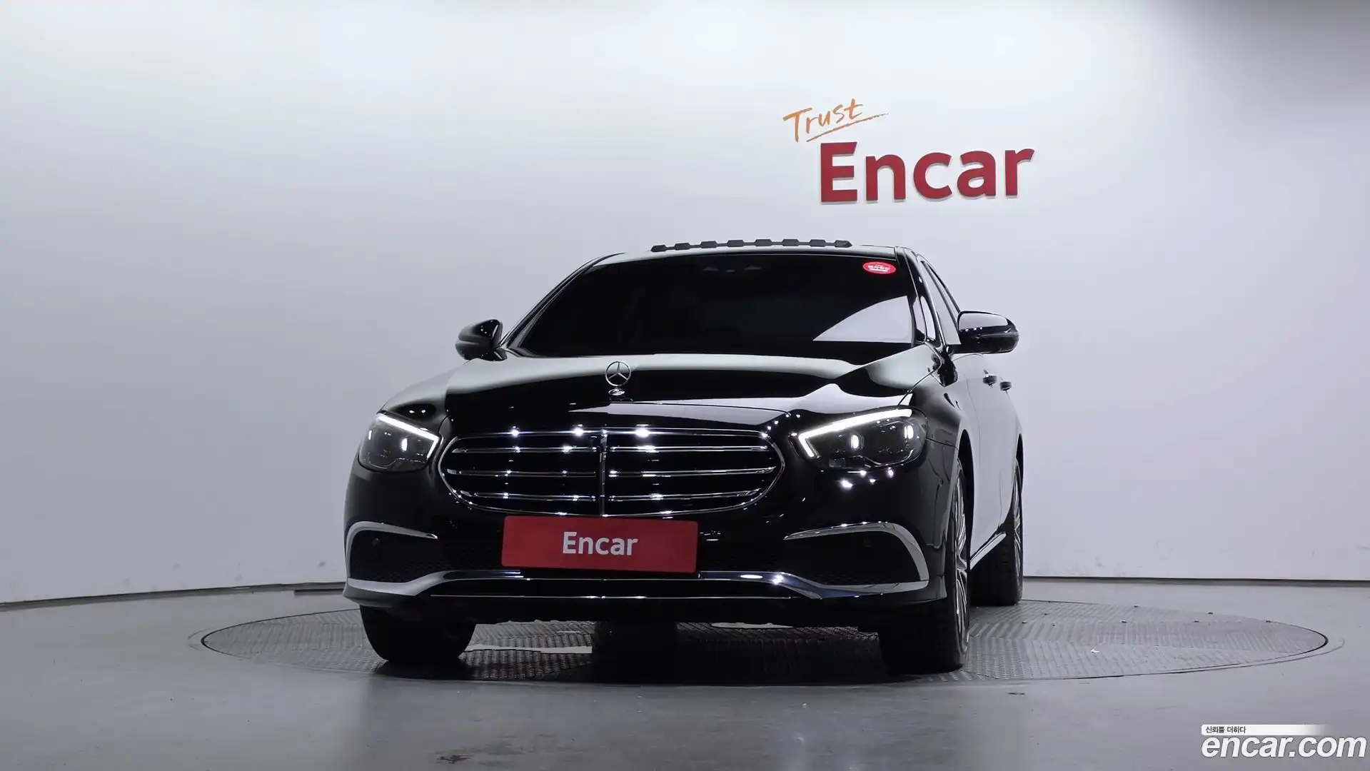 E-Class Mercedes-Benz 2023.0-OUTER-003