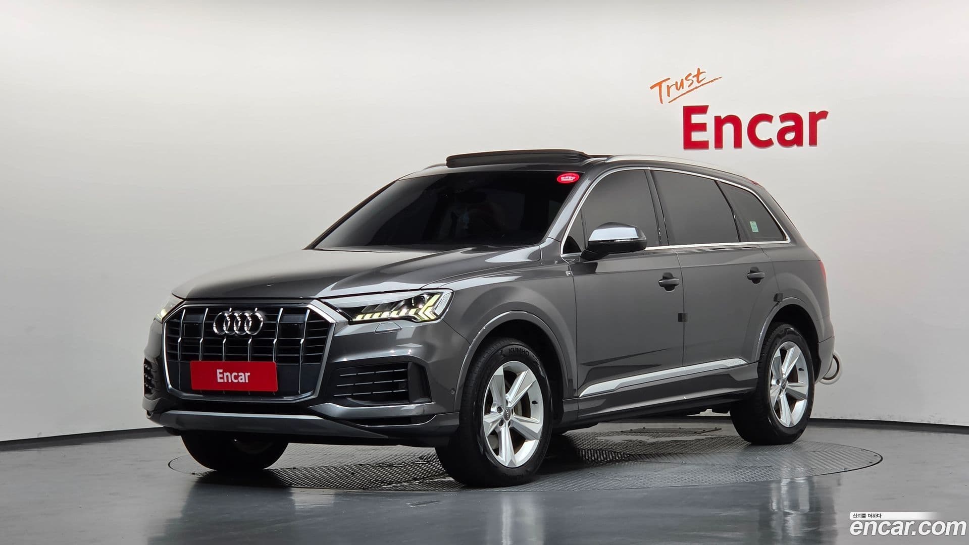 Main__Slider__Photo:Q7 Audi 2021.3-0