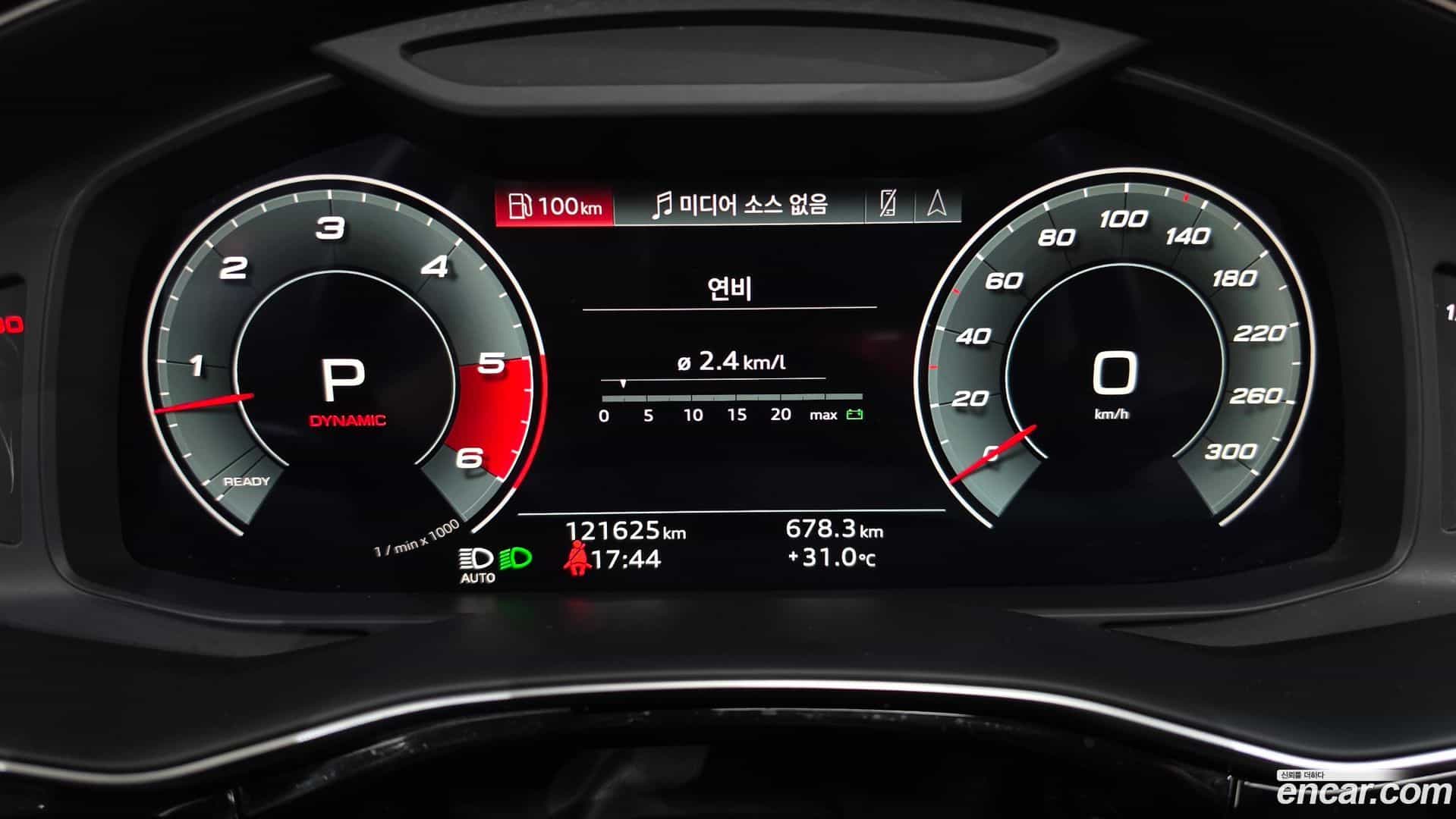 Q7 Audi 2021.3-INNER-008
