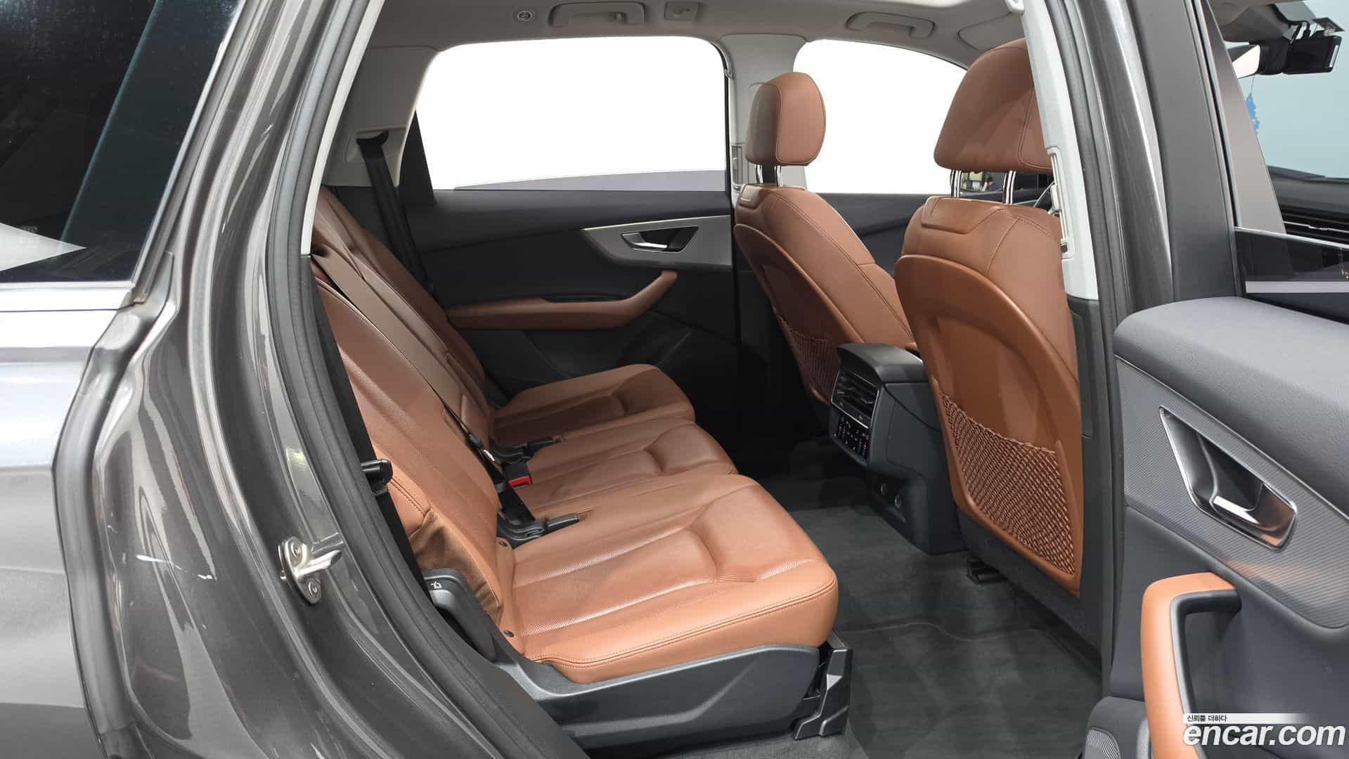 Q7 Audi 2021.3-OPTION-015