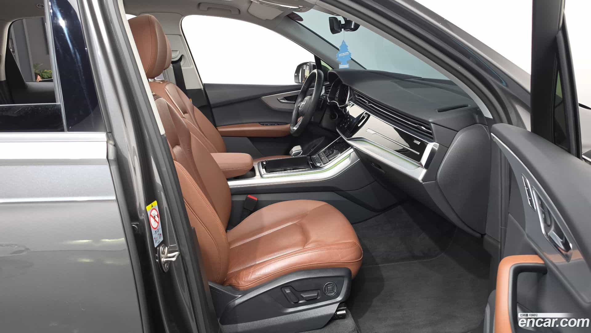 Q7 Audi 2021.3-INNER-036
