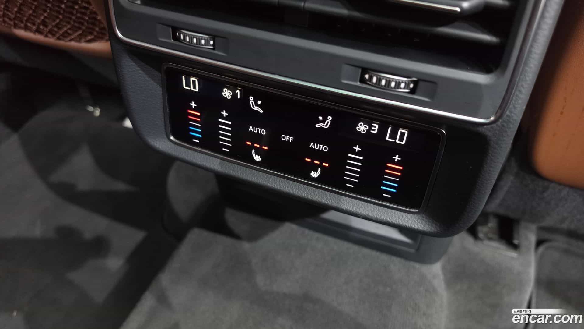 Q7 Audi 2021.3-OPTION-046