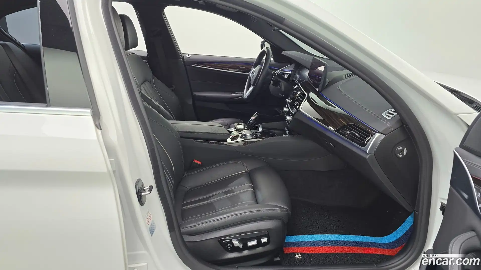 5-Series BMW 2020.11-INNER-036