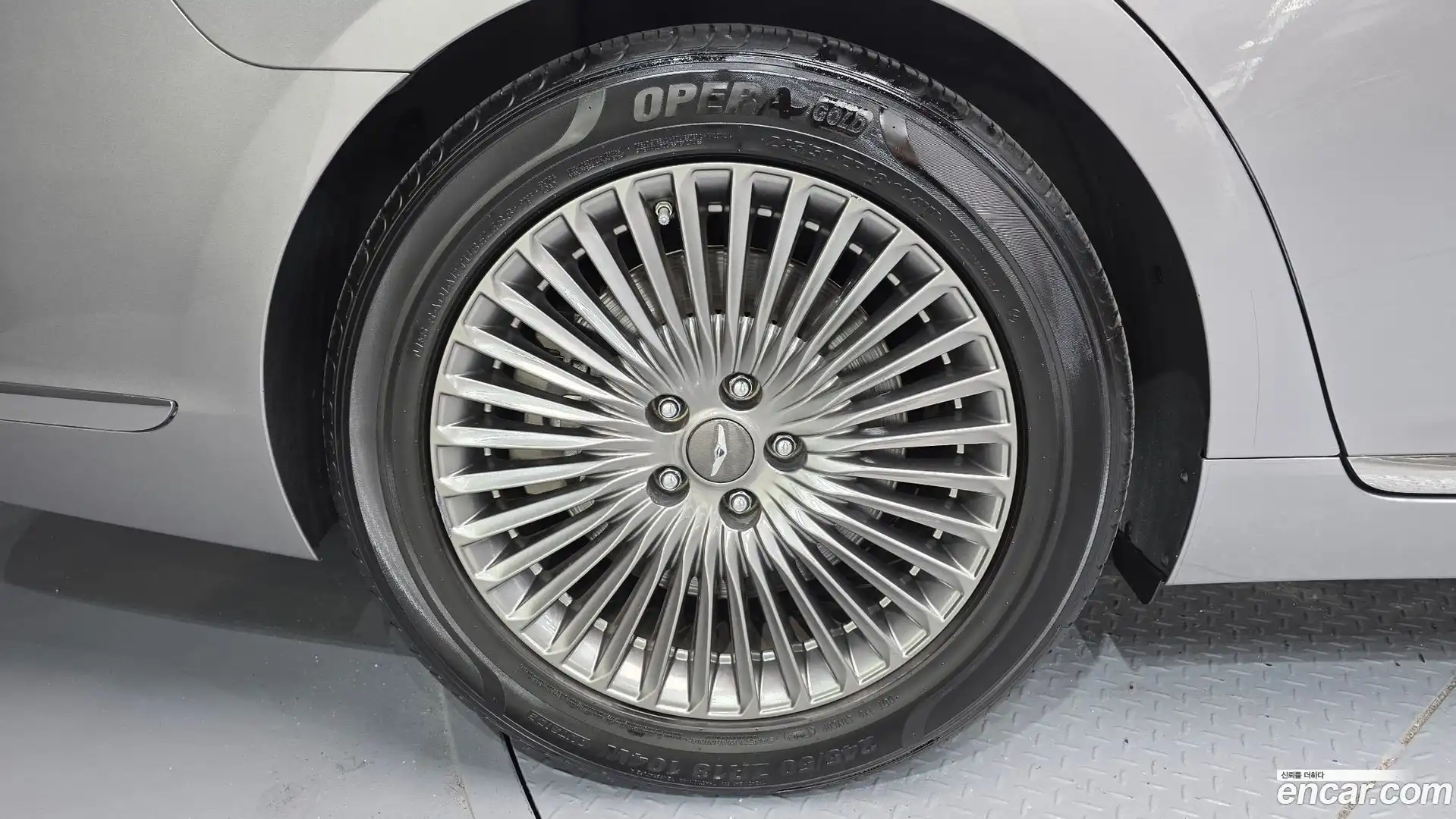 G90 Genesis 2021.5-OUTER-005
