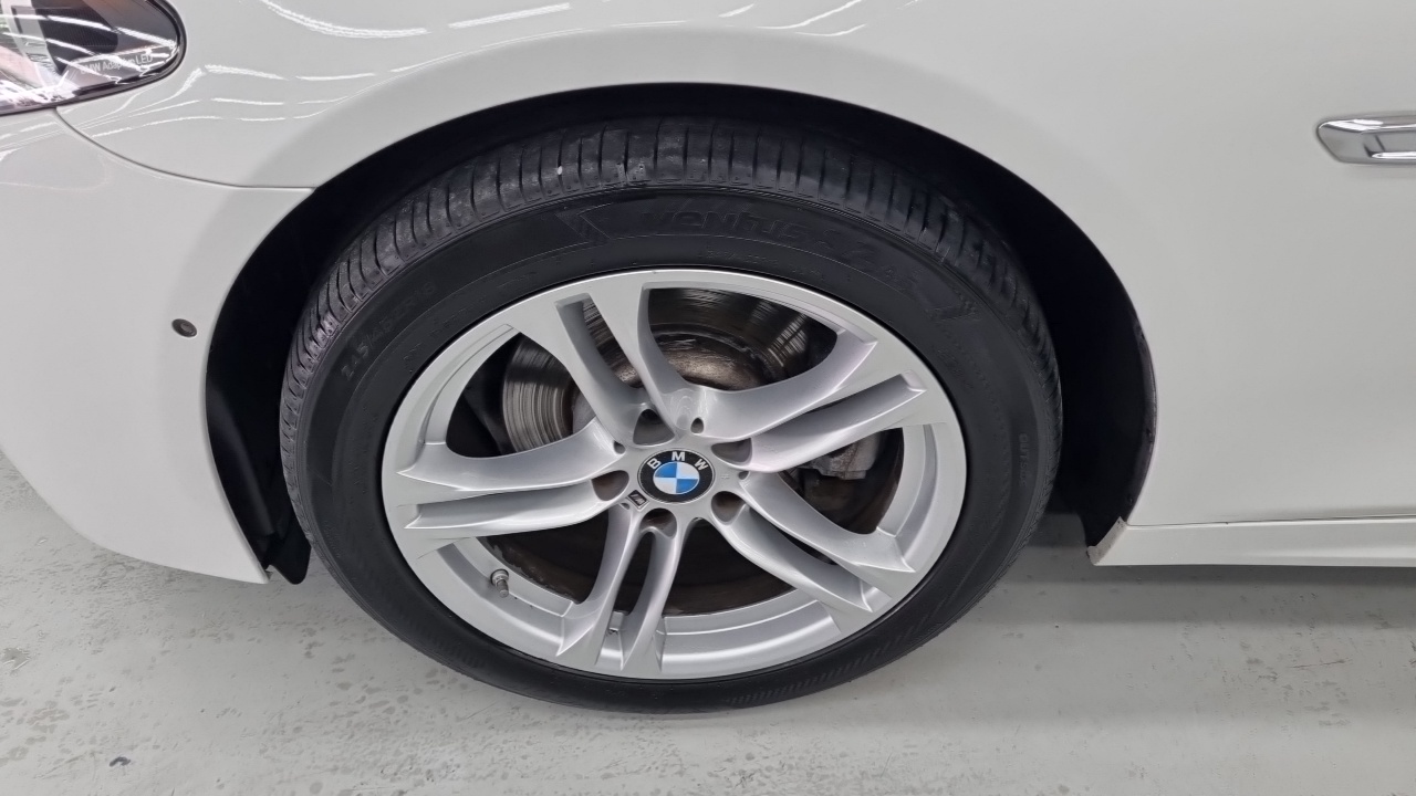 5-Series BMW 2015.11-OPTION-022