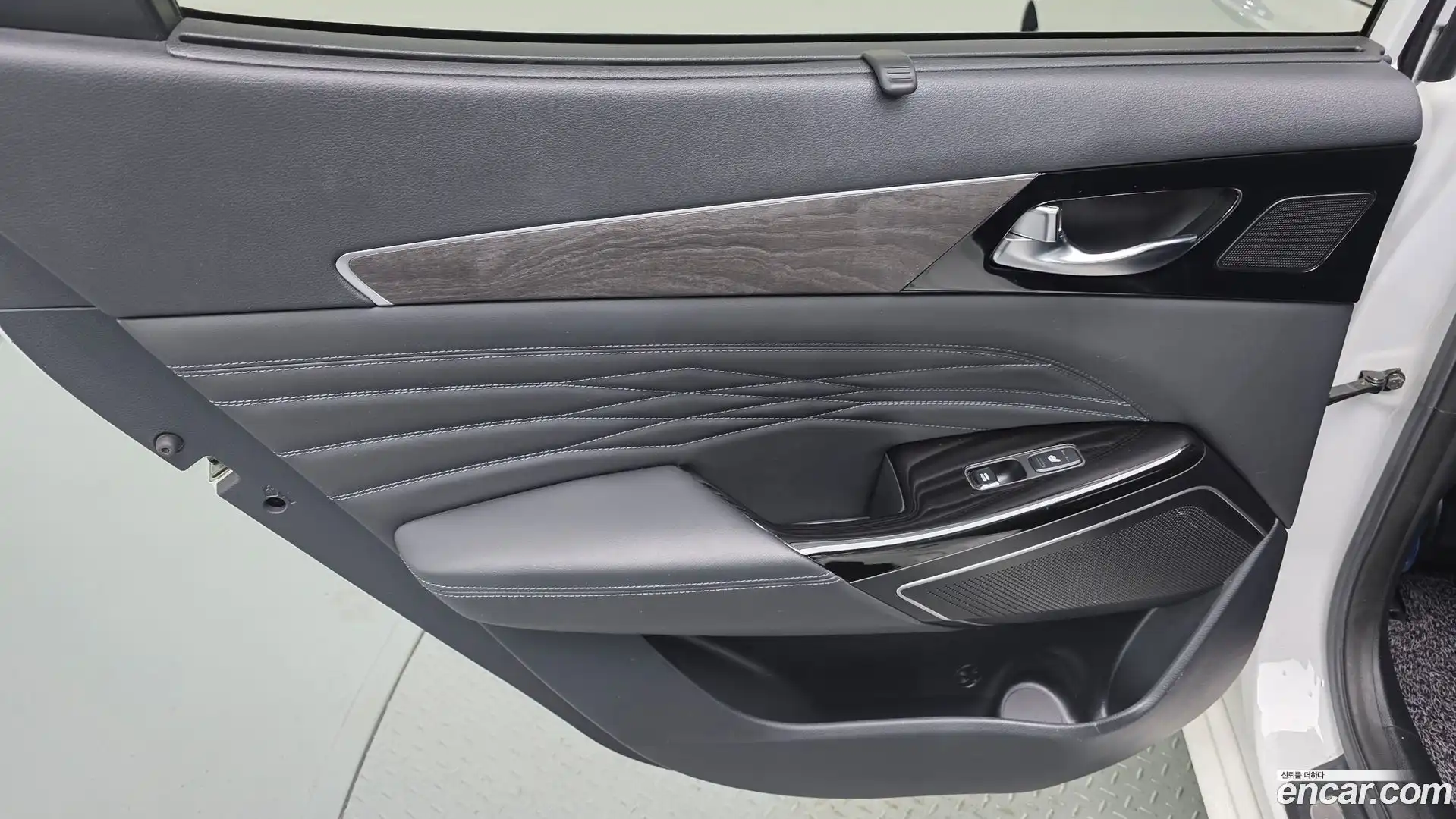 K7 Kia 2020.0-INNER-035