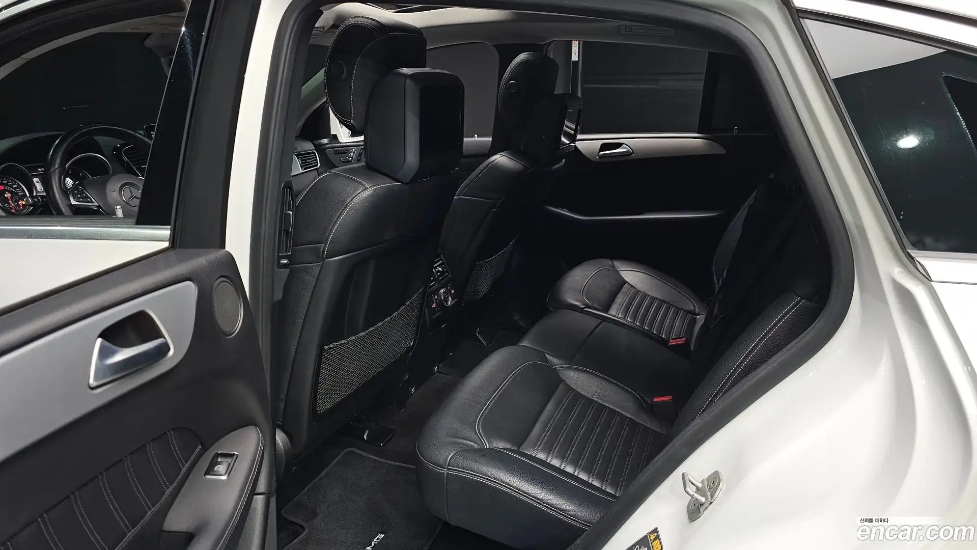 GLE-Class Mercedes-Benz 2017.4-OPTION-015