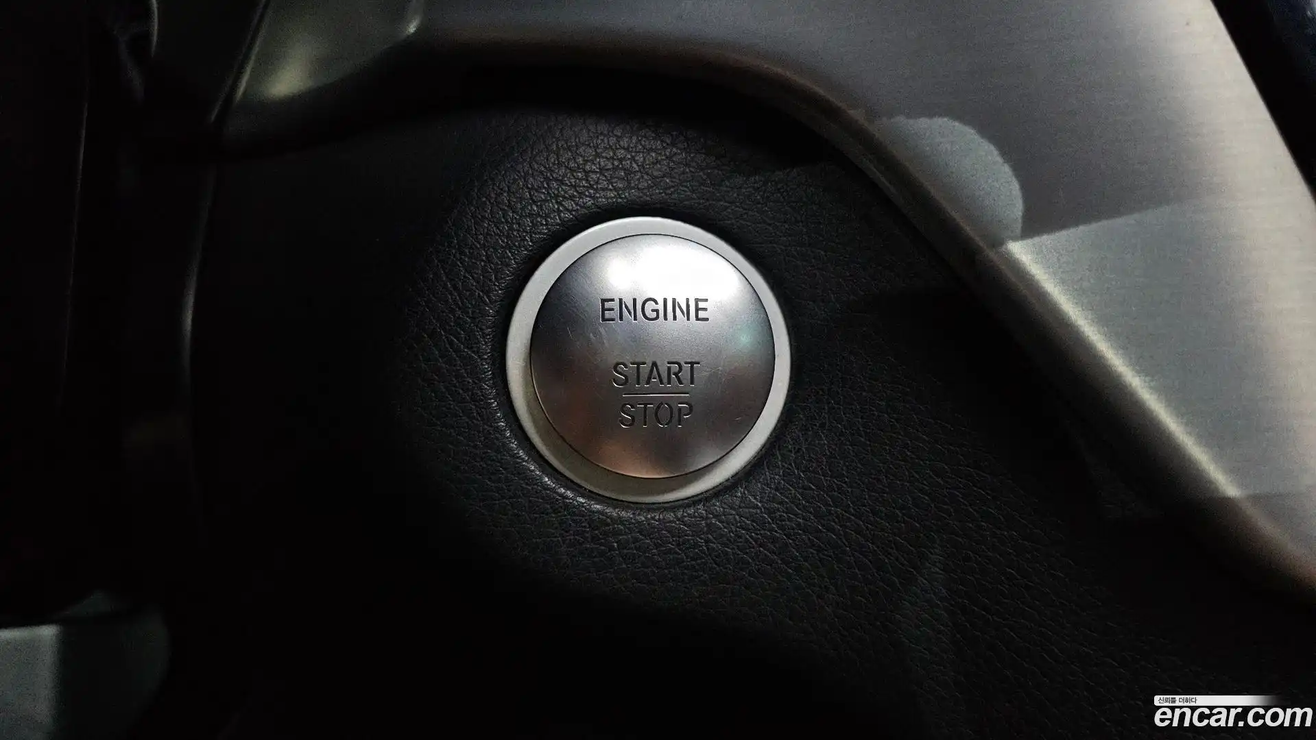 GLE-Class Mercedes-Benz 2017.4-OPTION-021