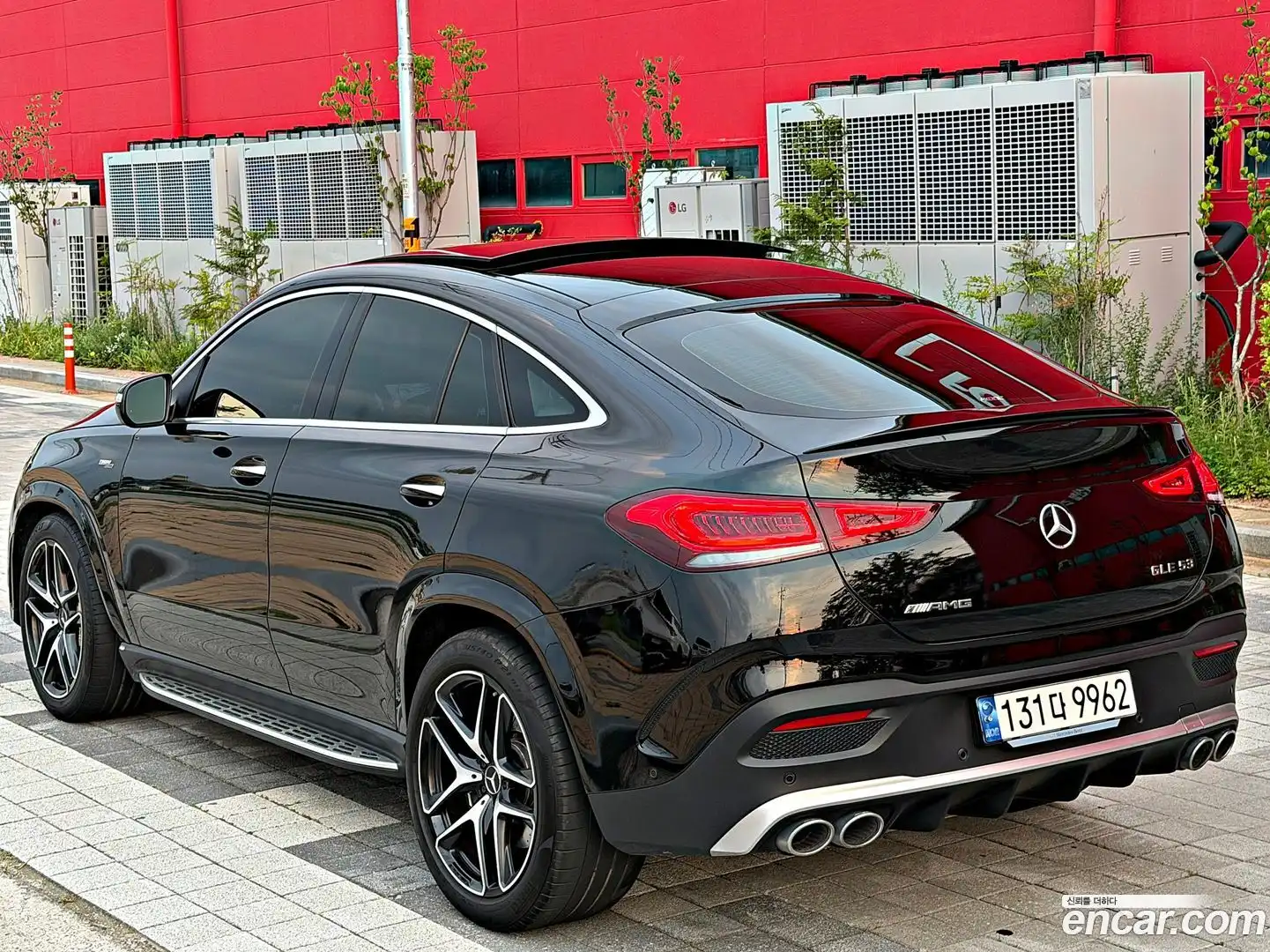 GLE-Class Mercedes-Benz 2023.5-OUTER-003